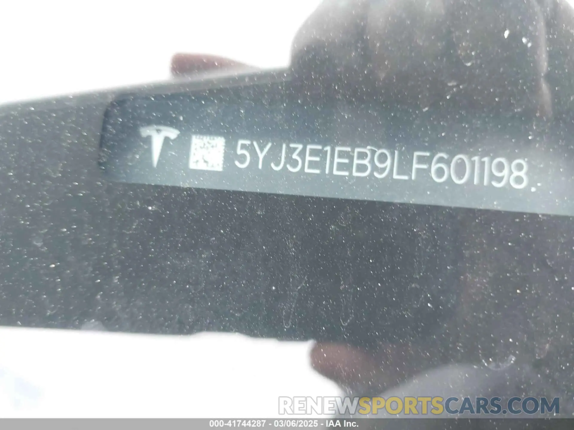 9 Фотография поврежденного автомобиля 5YJ3E1EB9LF601198 TESLA MODEL 3 2020