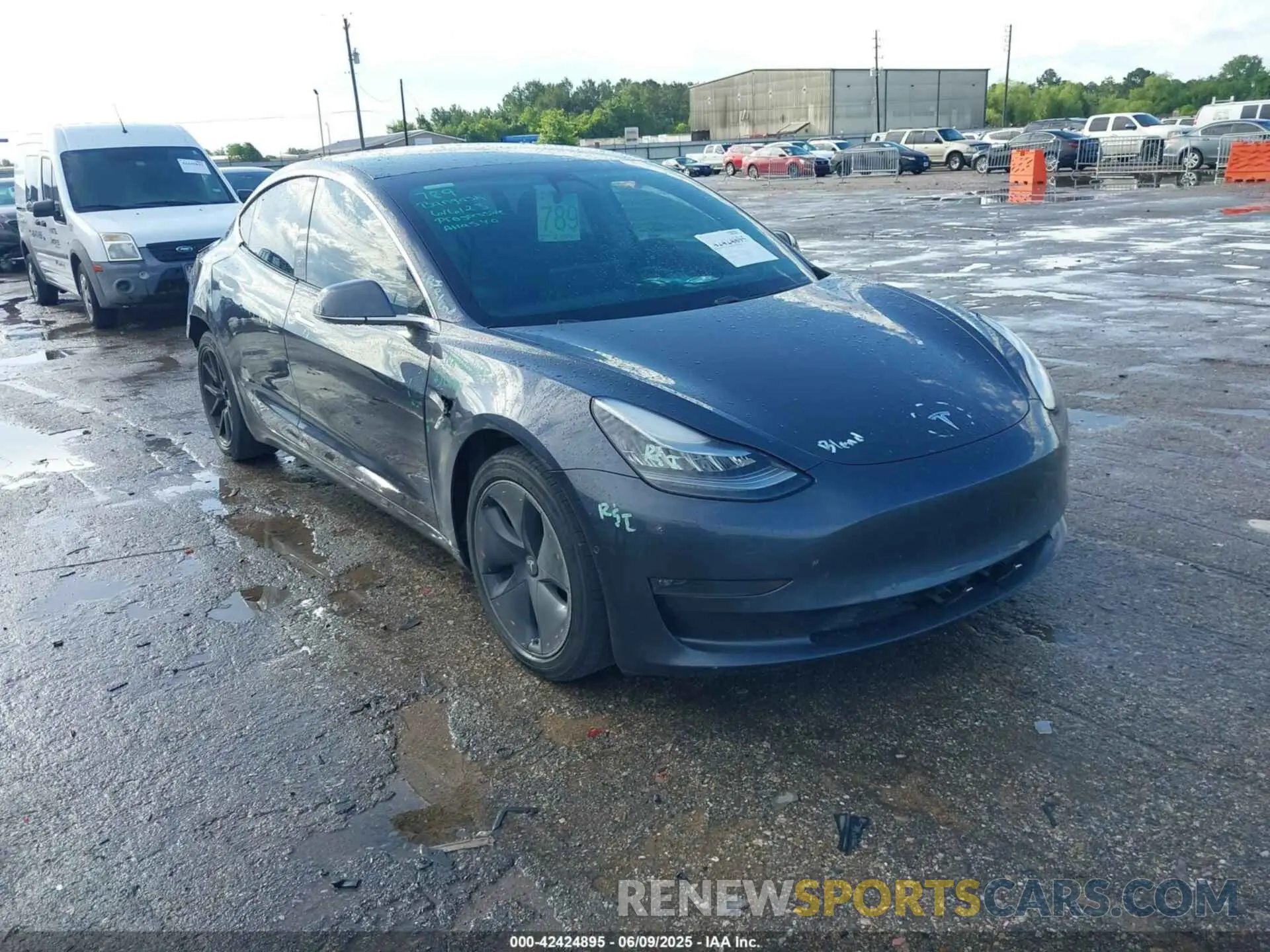 1 Фотография поврежденного автомобиля 5YJ3E1EB9LF616123 TESLA MODEL 3 2020