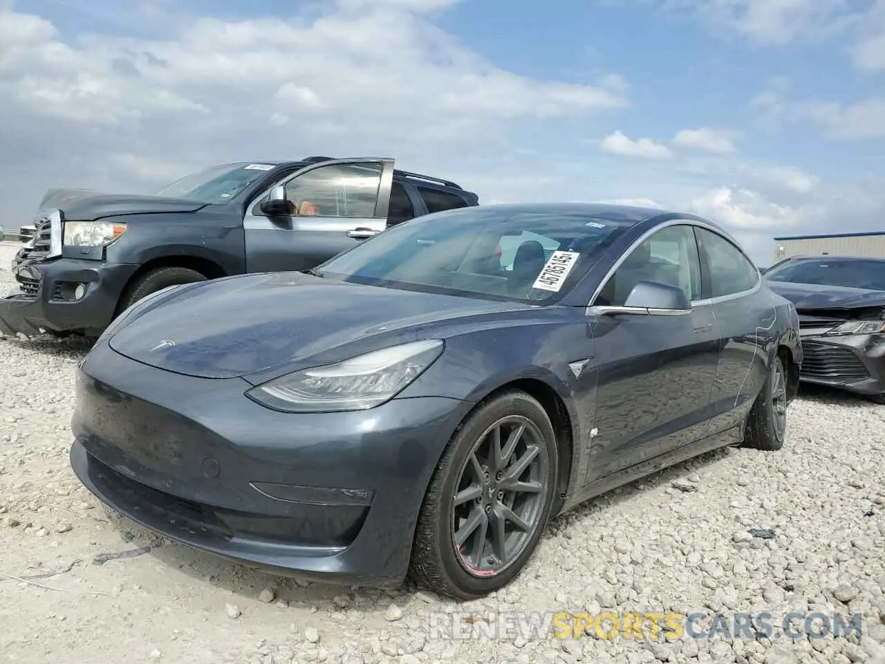 1 Photograph of a damaged car 5YJ3E1EB9LF616154 TESLA MODEL 3 2020