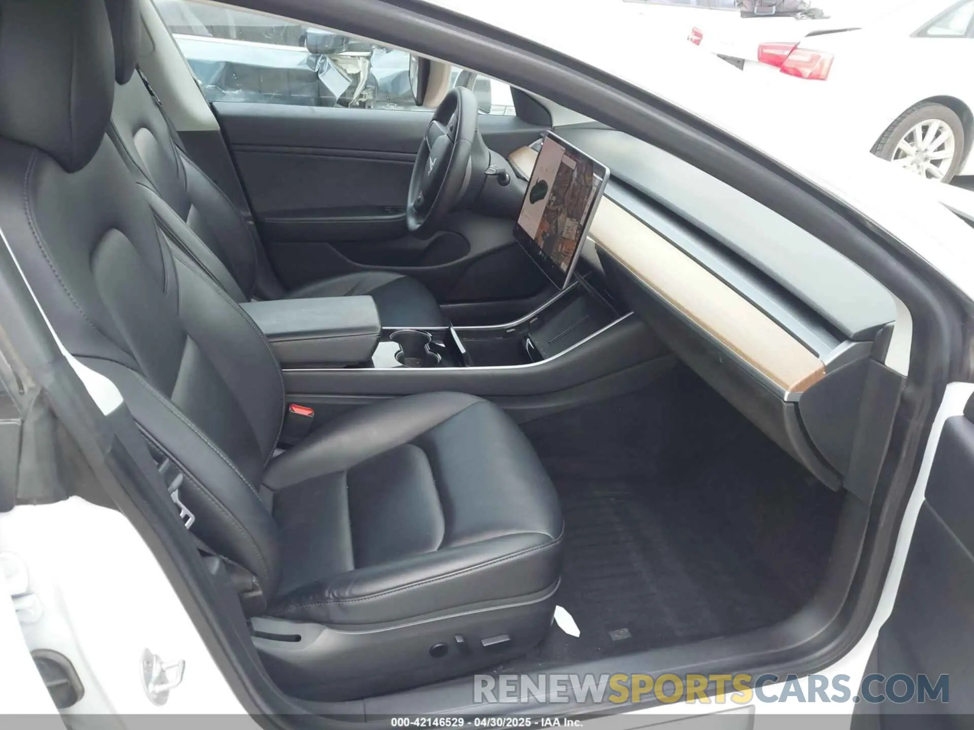 5 Photograph of a damaged car 5YJ3E1EB9LF619166 TESLA MODEL 3 2020