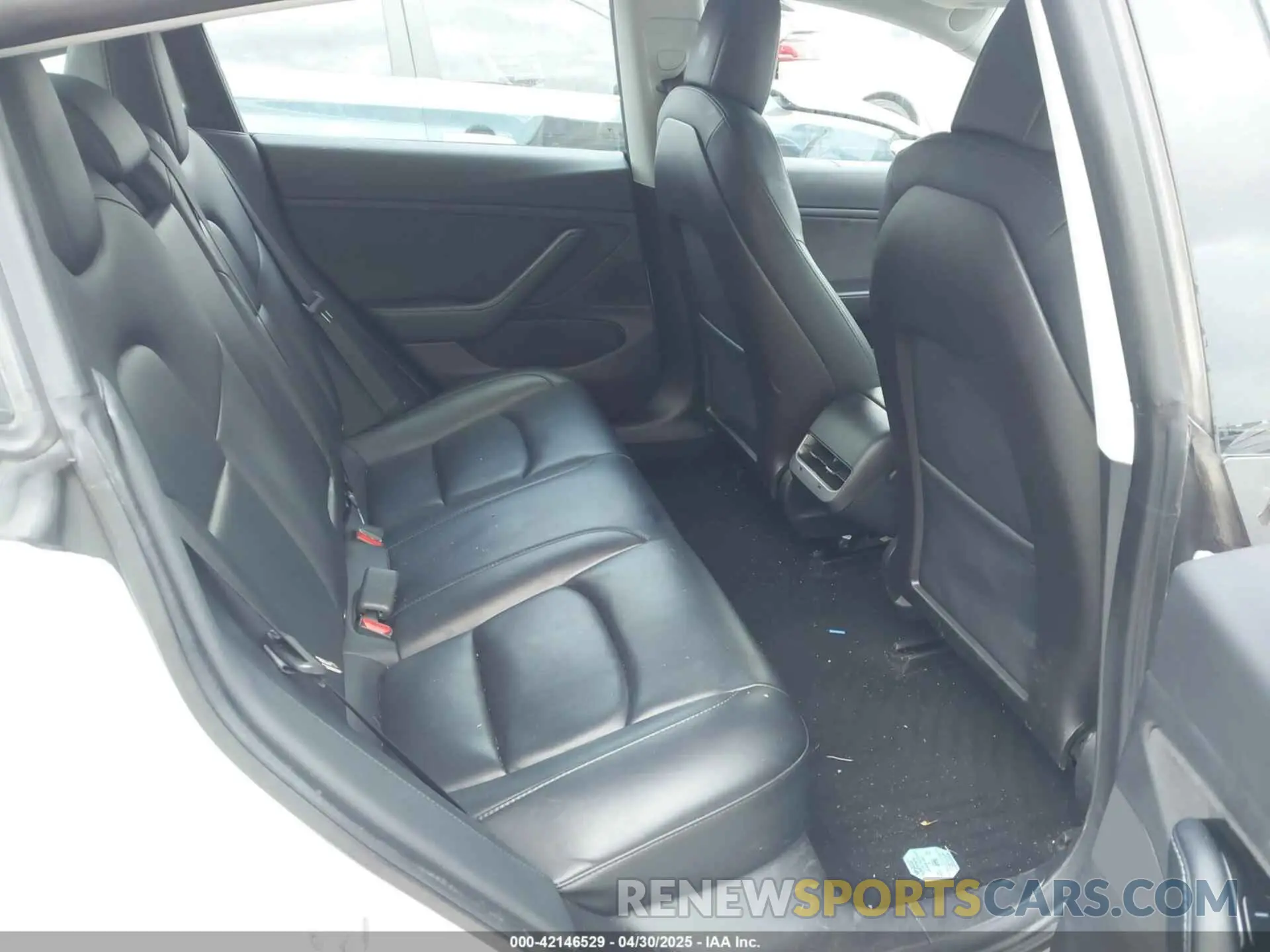 8 Photograph of a damaged car 5YJ3E1EB9LF619166 TESLA MODEL 3 2020