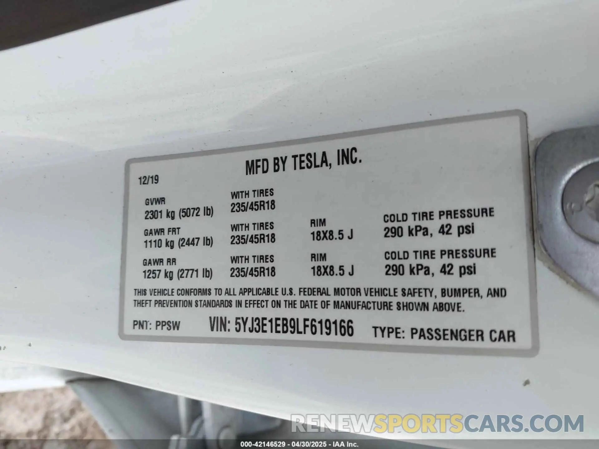 9 Photograph of a damaged car 5YJ3E1EB9LF619166 TESLA MODEL 3 2020