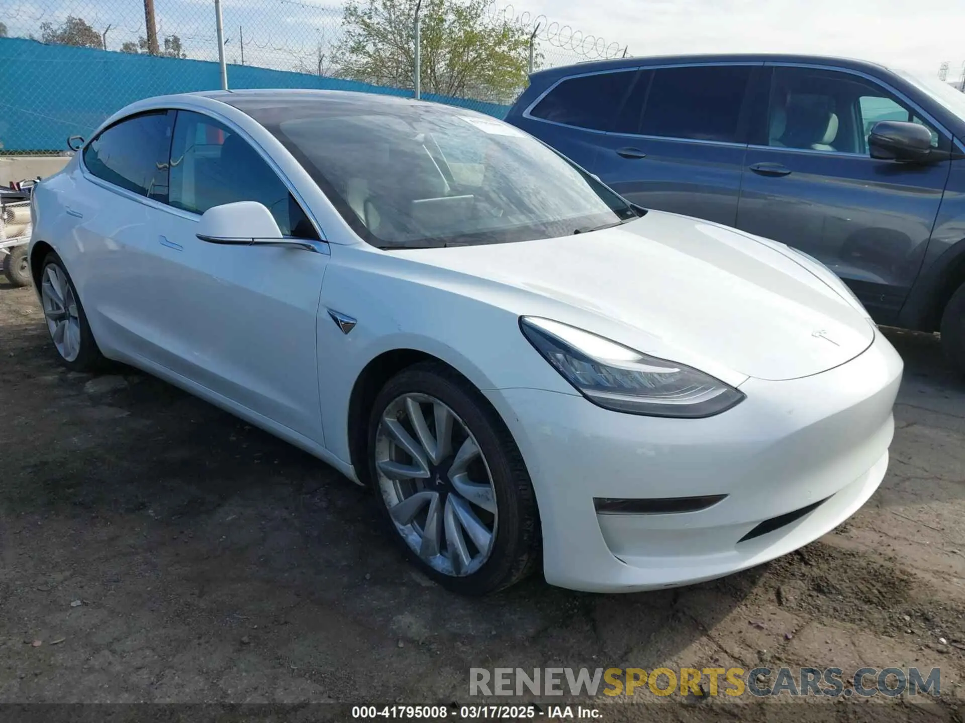 1 Фотография поврежденного автомобиля 5YJ3E1EB9LF620771 TESLA MODEL 3 2020