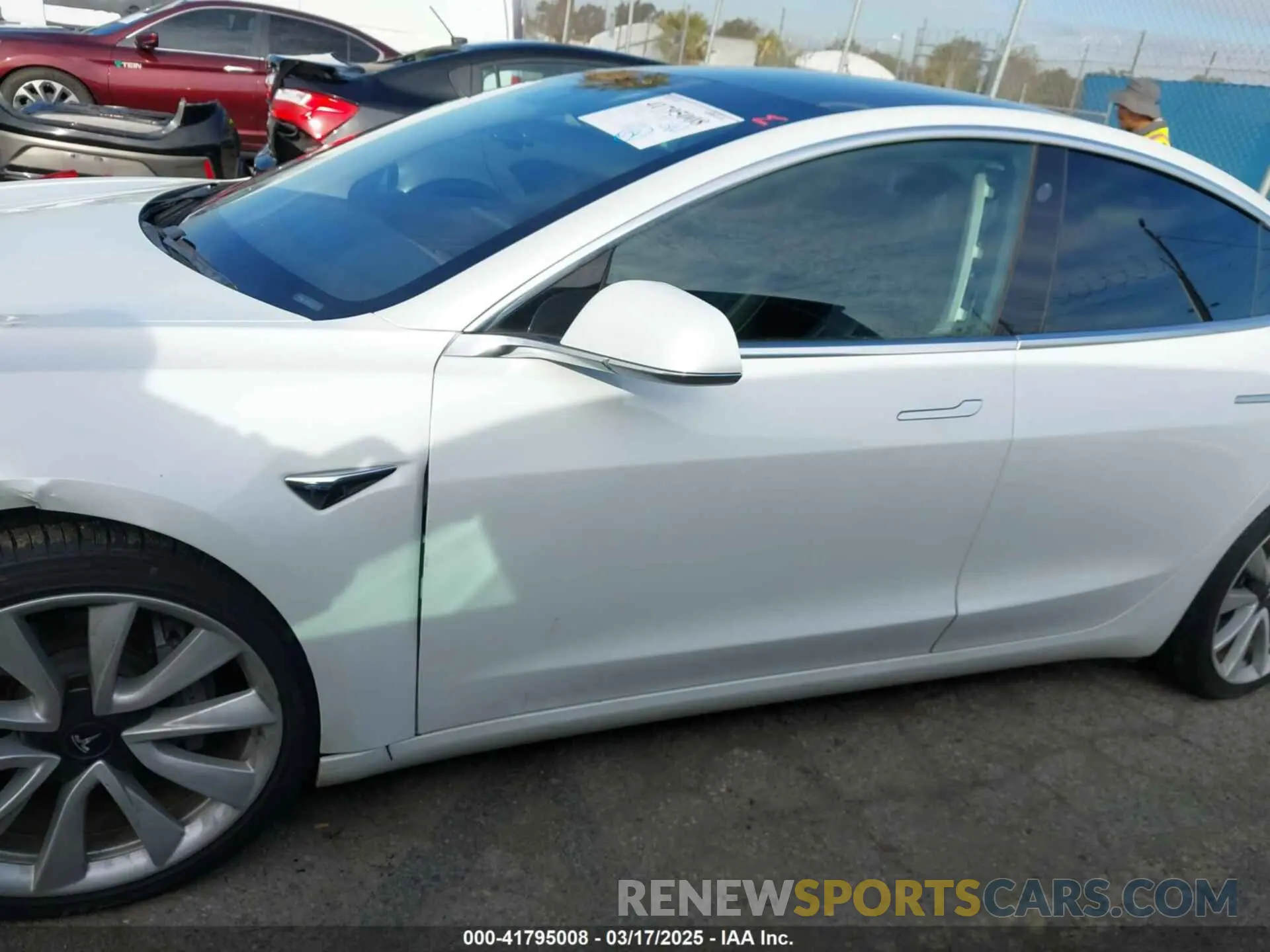 14 Фотография поврежденного автомобиля 5YJ3E1EB9LF620771 TESLA MODEL 3 2020