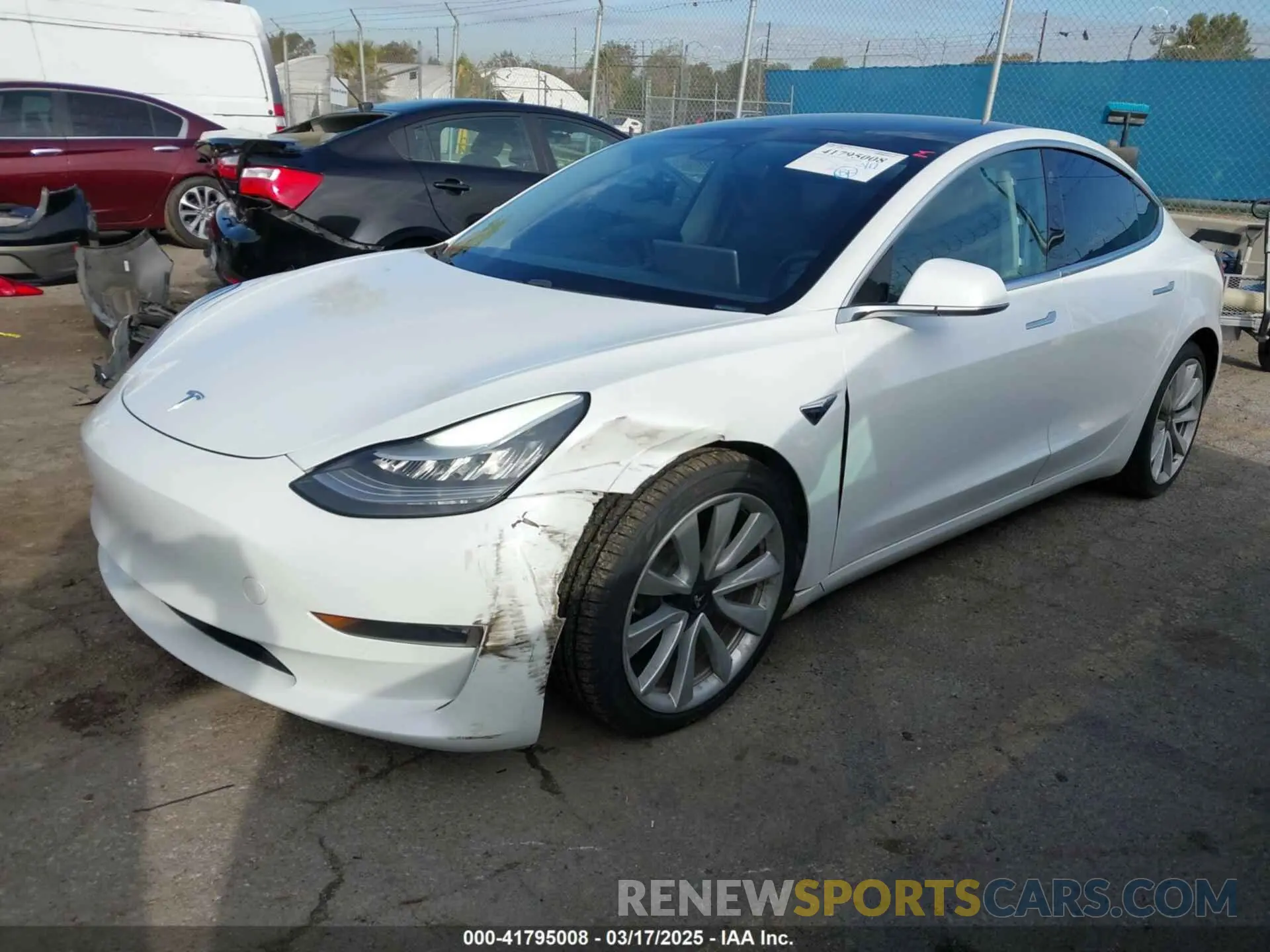 2 Фотография поврежденного автомобиля 5YJ3E1EB9LF620771 TESLA MODEL 3 2020