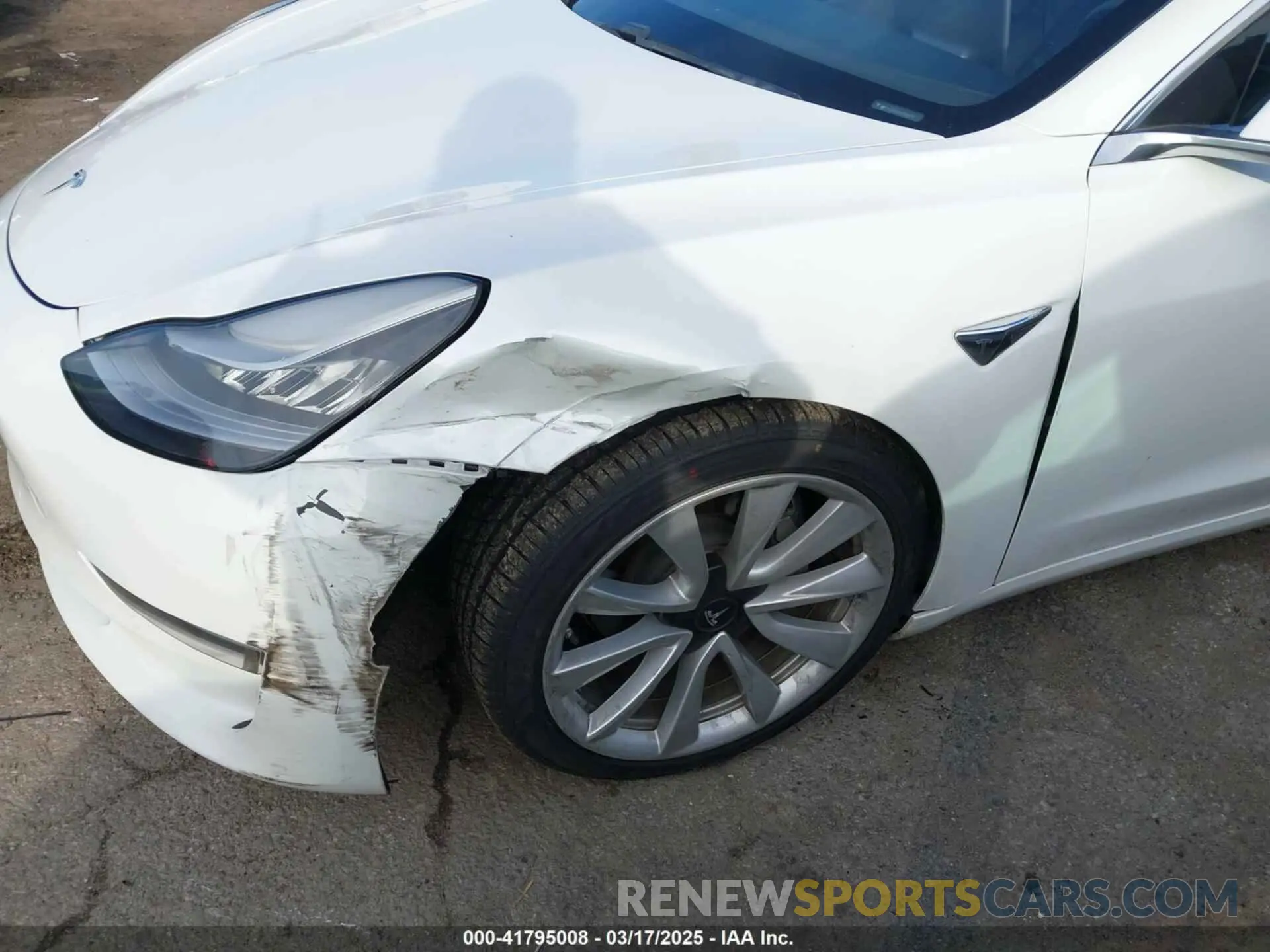 6 Фотография поврежденного автомобиля 5YJ3E1EB9LF620771 TESLA MODEL 3 2020