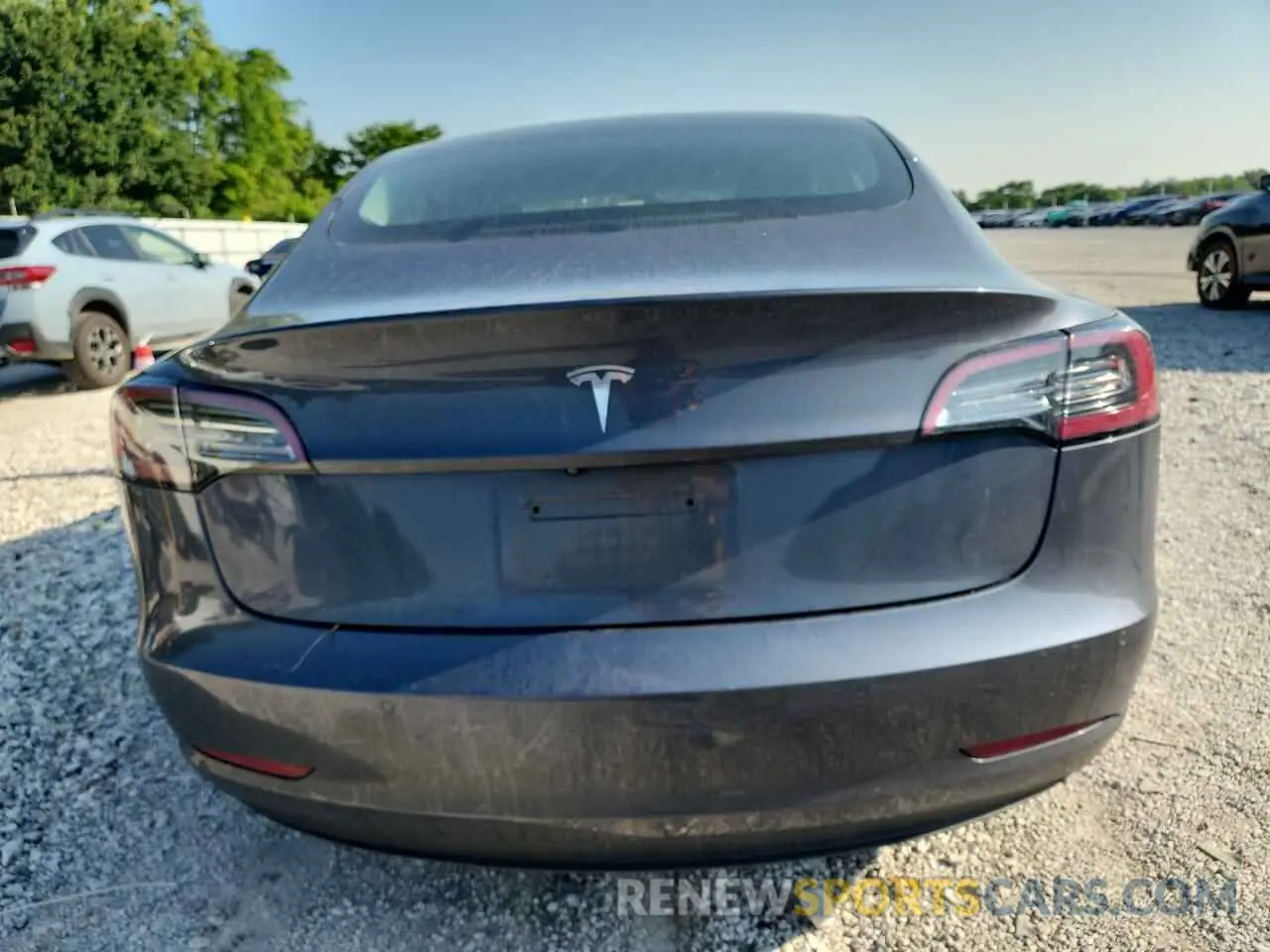 6 Photograph of a damaged car 5YJ3E1EB9LF635402 TESLA MODEL 3 2020