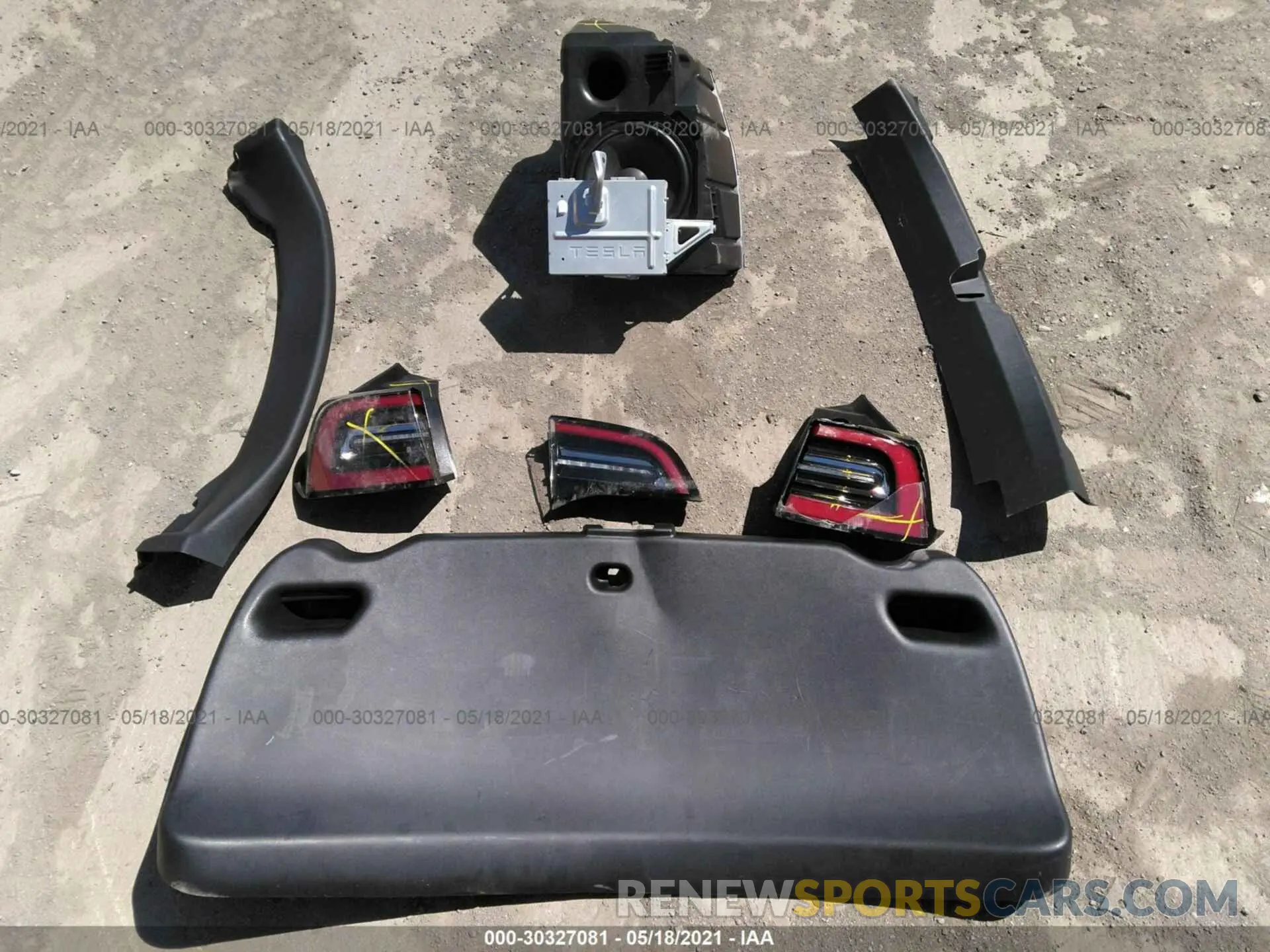 12 Photograph of a damaged car 5YJ3E1EB9LF637280 TESLA MODEL 3 2020
