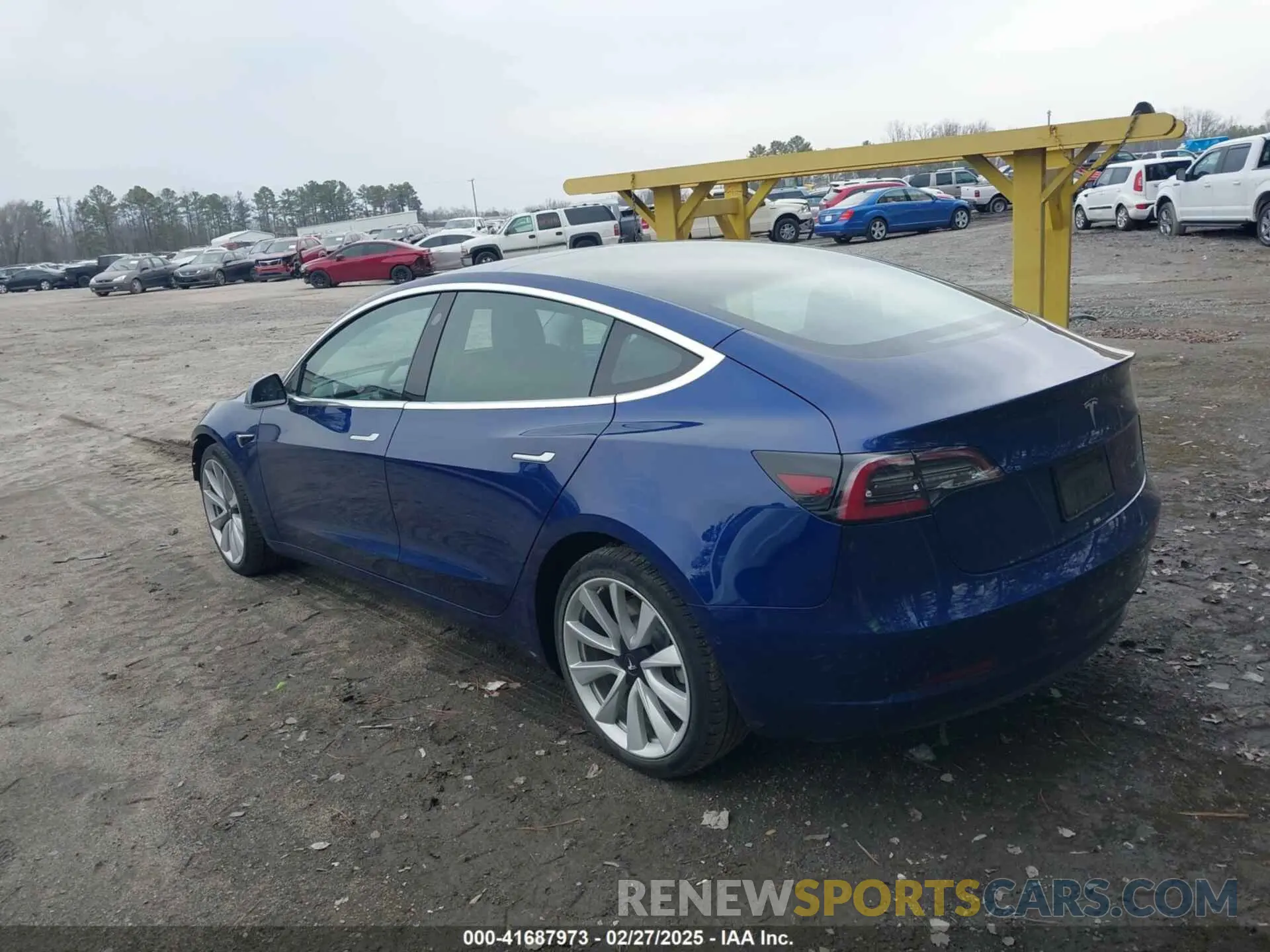 3 Photograph of a damaged car 5YJ3E1EB9LF667055 TESLA MODEL 3 2020
