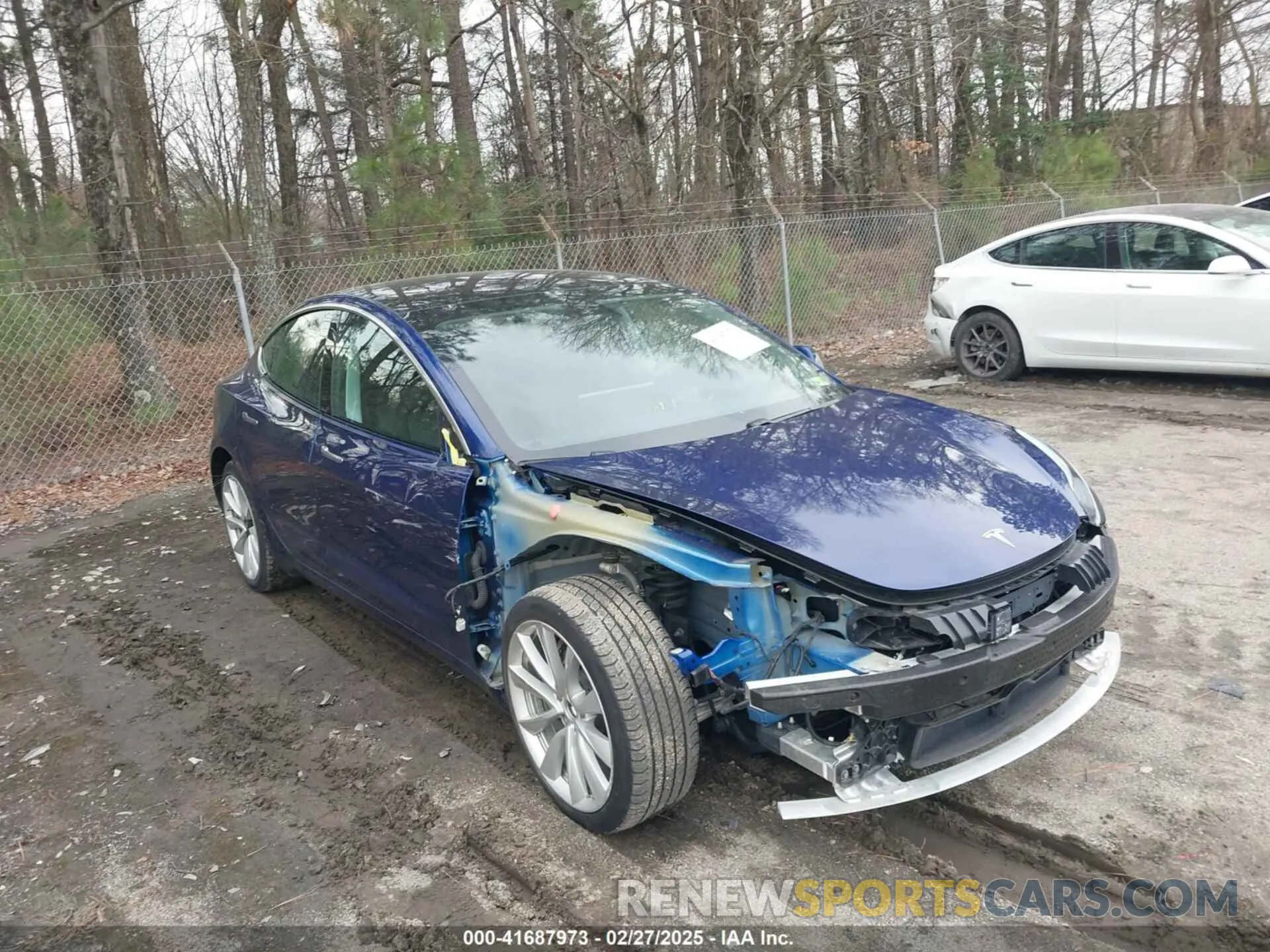 6 Photograph of a damaged car 5YJ3E1EB9LF667055 TESLA MODEL 3 2020