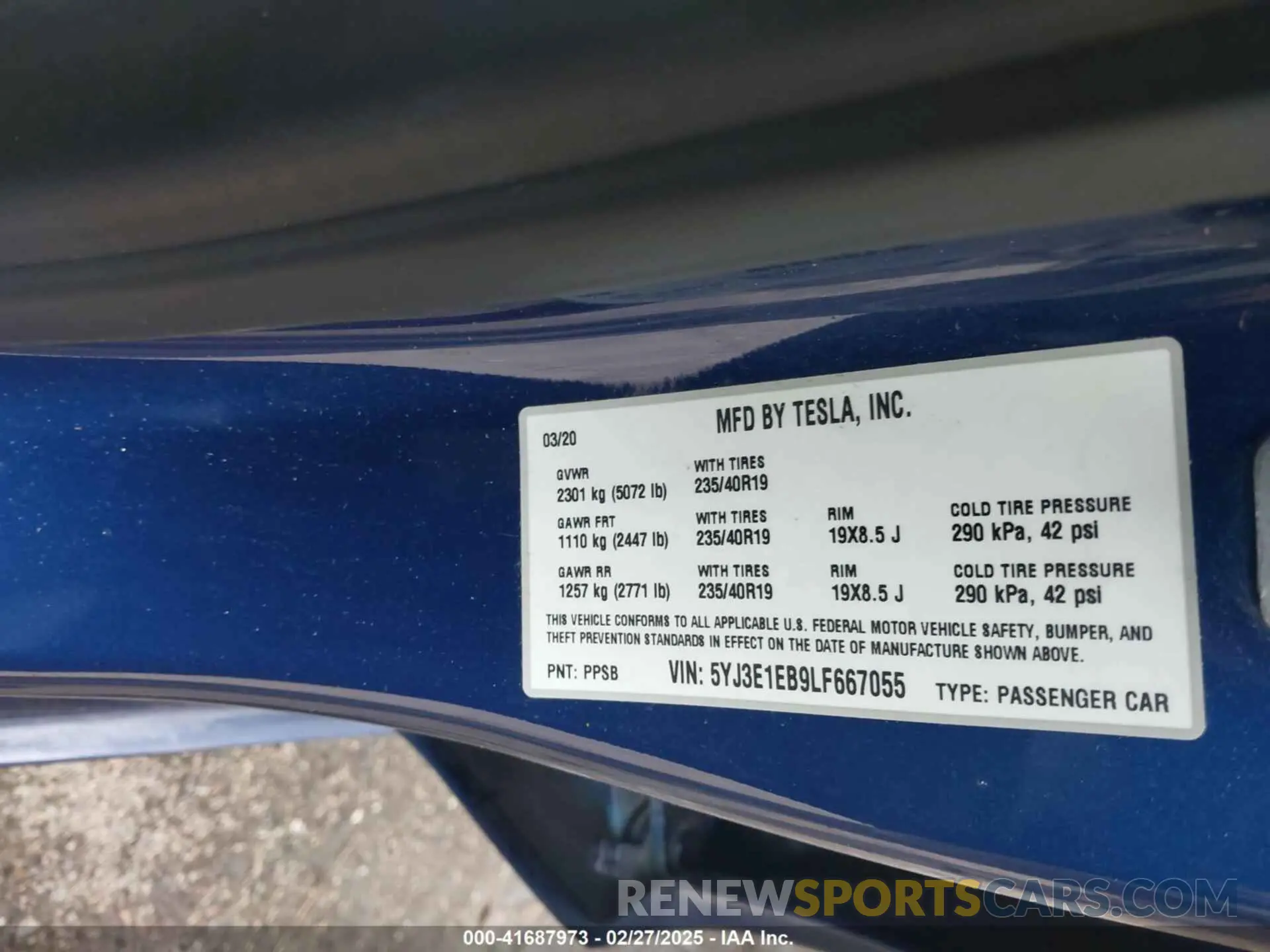 9 Photograph of a damaged car 5YJ3E1EB9LF667055 TESLA MODEL 3 2020