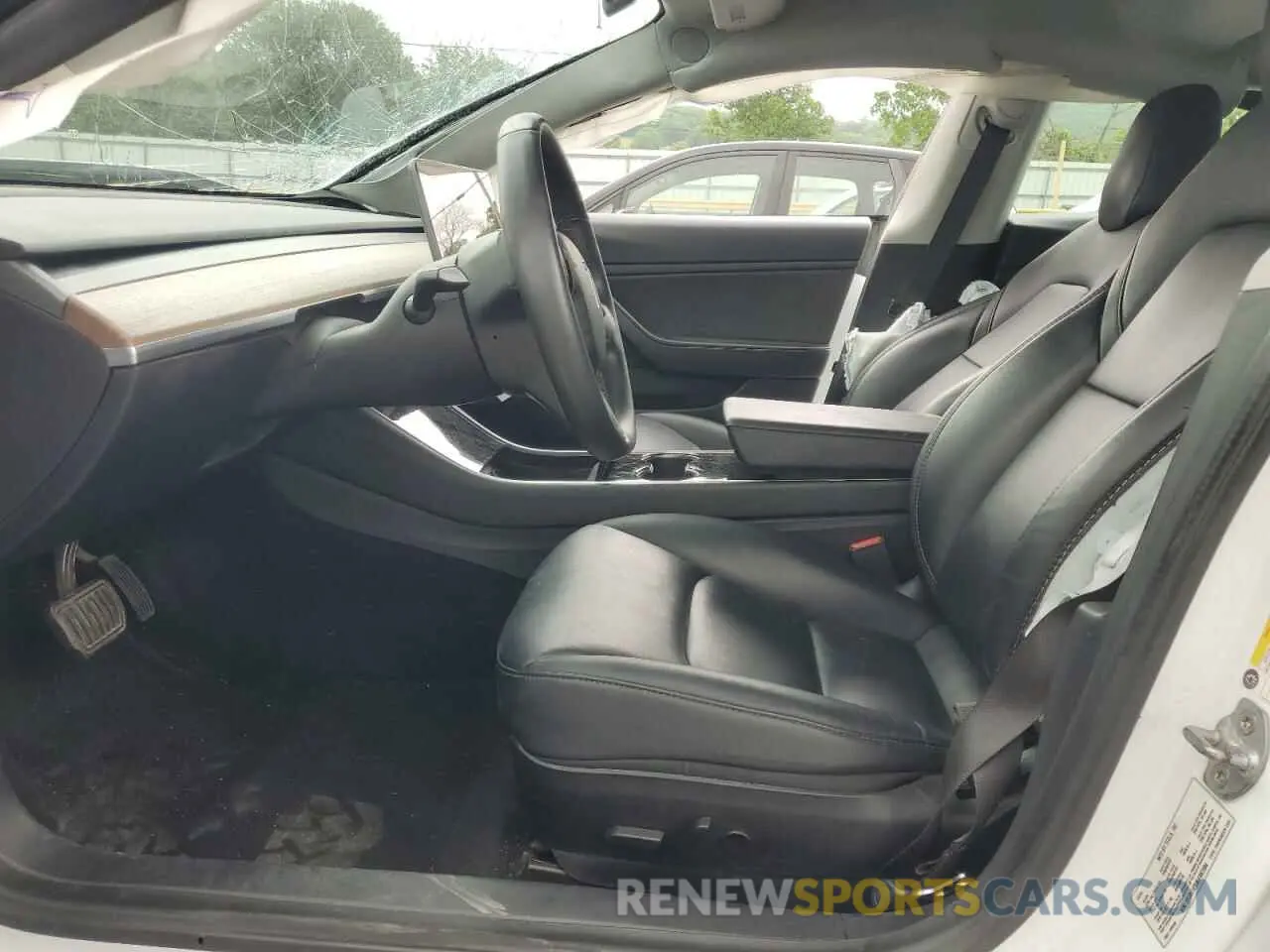 7 Photograph of a damaged car 5YJ3E1EB9LF667394 TESLA MODEL 3 2020