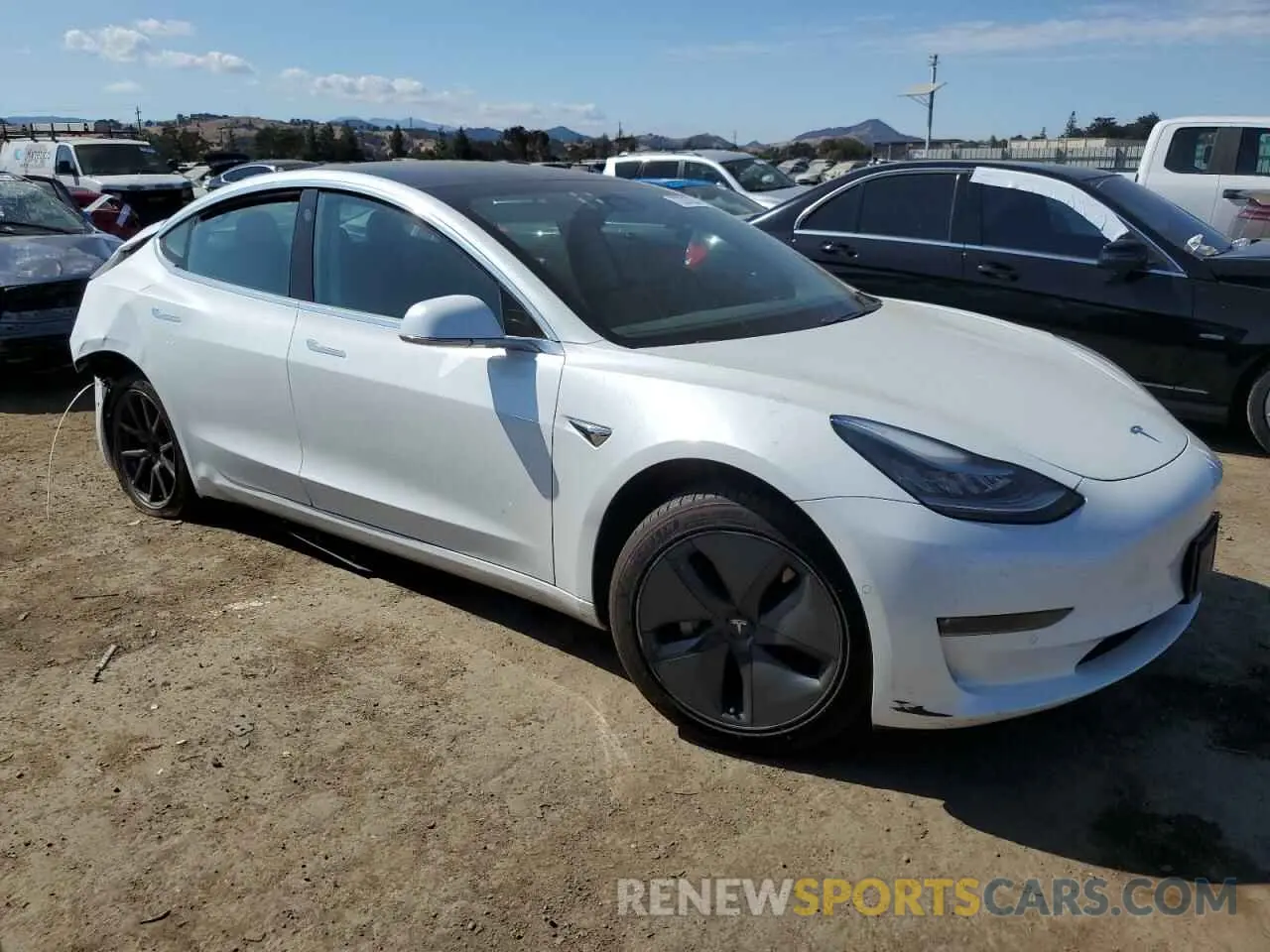 4 Фотография поврежденного автомобиля 5YJ3E1EB9LF741638 TESLA MODEL 3 2020