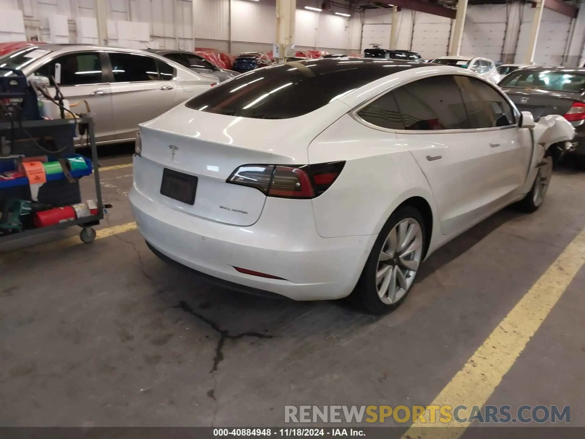 4 Фотография поврежденного автомобиля 5YJ3E1EB9LF742756 TESLA MODEL 3 2020