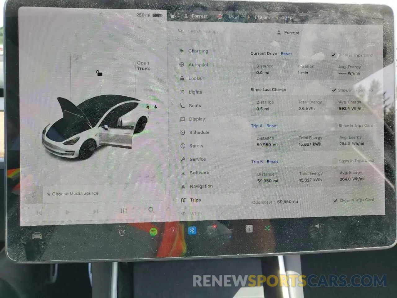 9 Photograph of a damaged car 5YJ3E1EB9LF770329 TESLA MODEL 3 2020