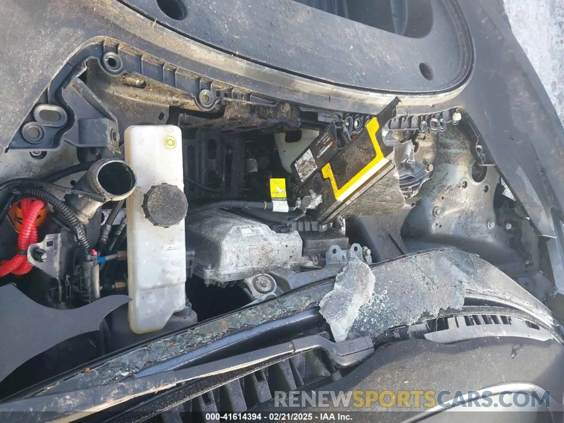 10 Photograph of a damaged car 5YJ3E1EB9LF787390 TESLA MODEL 3 2020