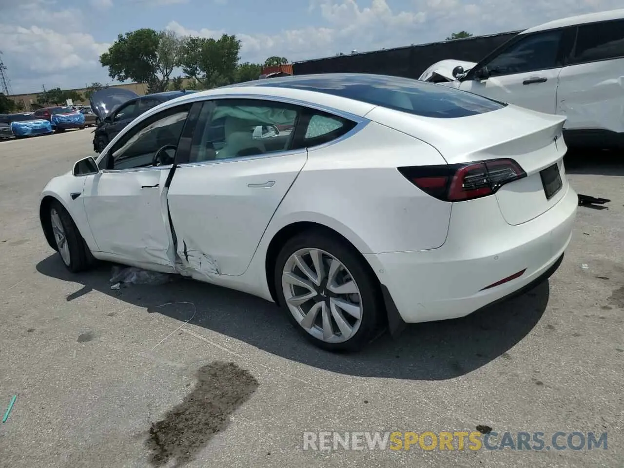 2 Photograph of a damaged car 5YJ3E1EB9LF788006 TESLA MODEL 3 2020