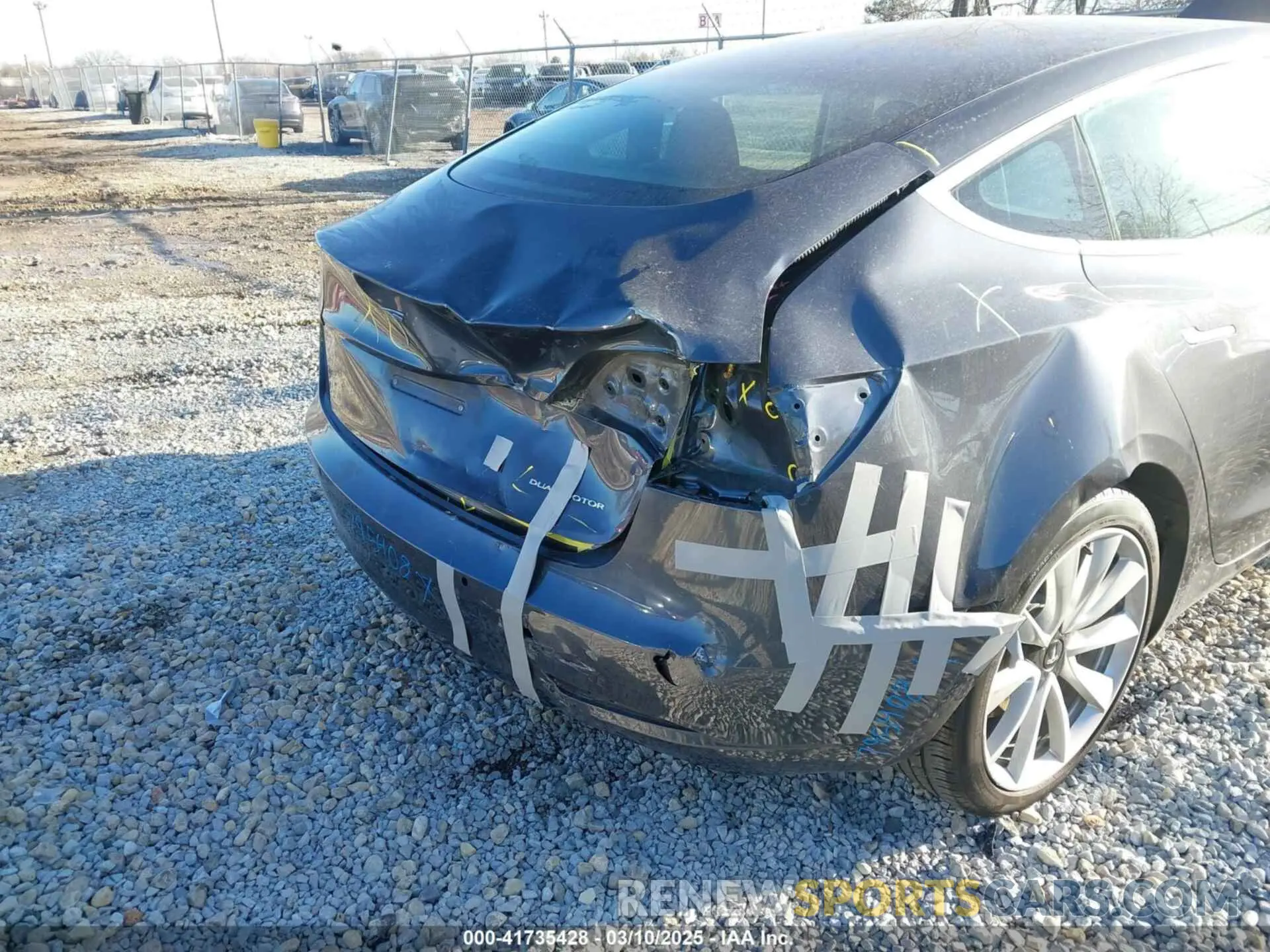 6 Photograph of a damaged car 5YJ3E1EB9LF795408 TESLA MODEL 3 2020
