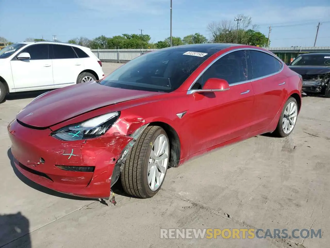 1 Photograph of a damaged car 5YJ3E1EB9LF801305 TESLA MODEL 3 2020