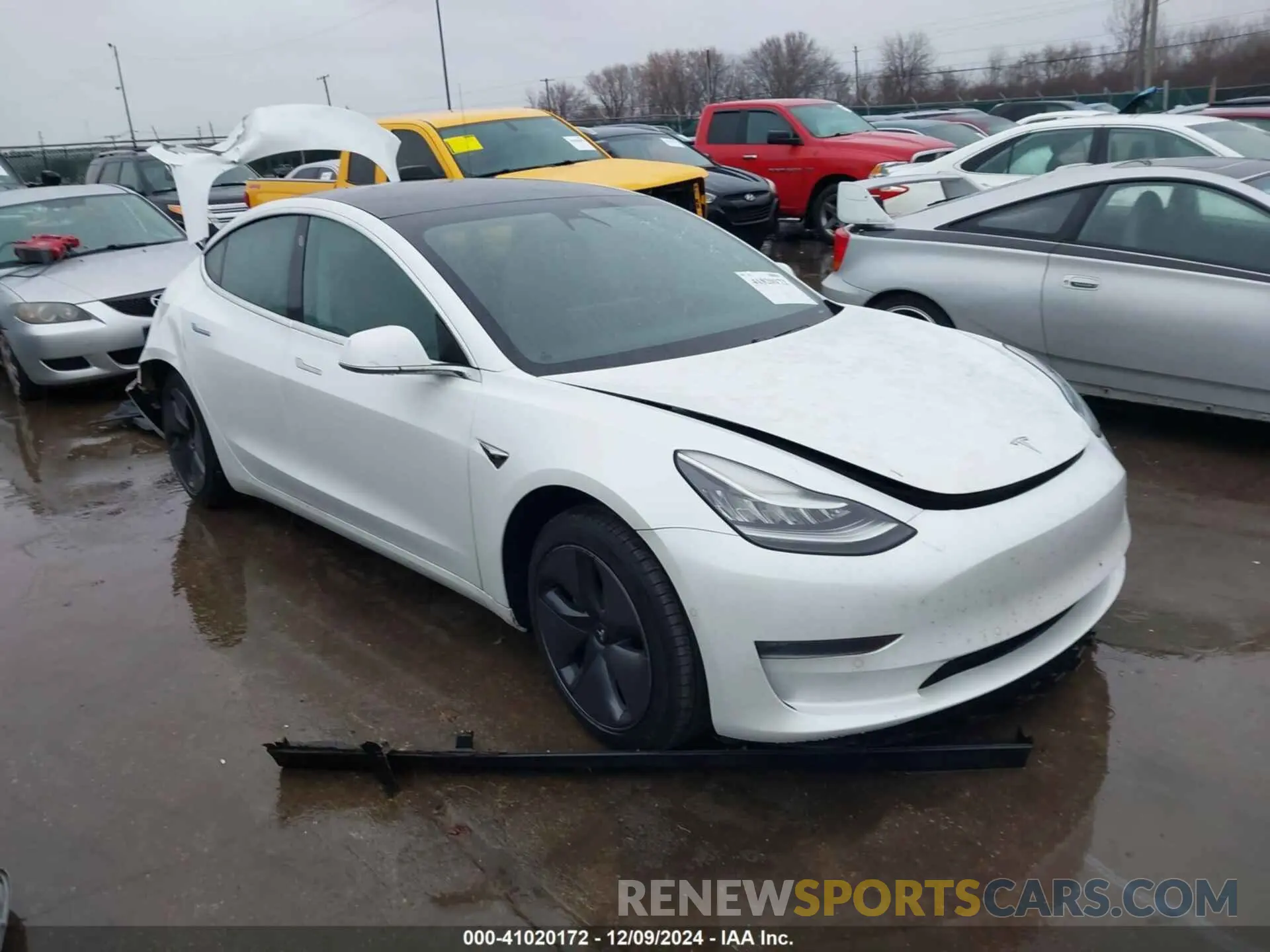 1 Photograph of a damaged car 5YJ3E1EBXLF637627 TESLA MODEL 3 2020