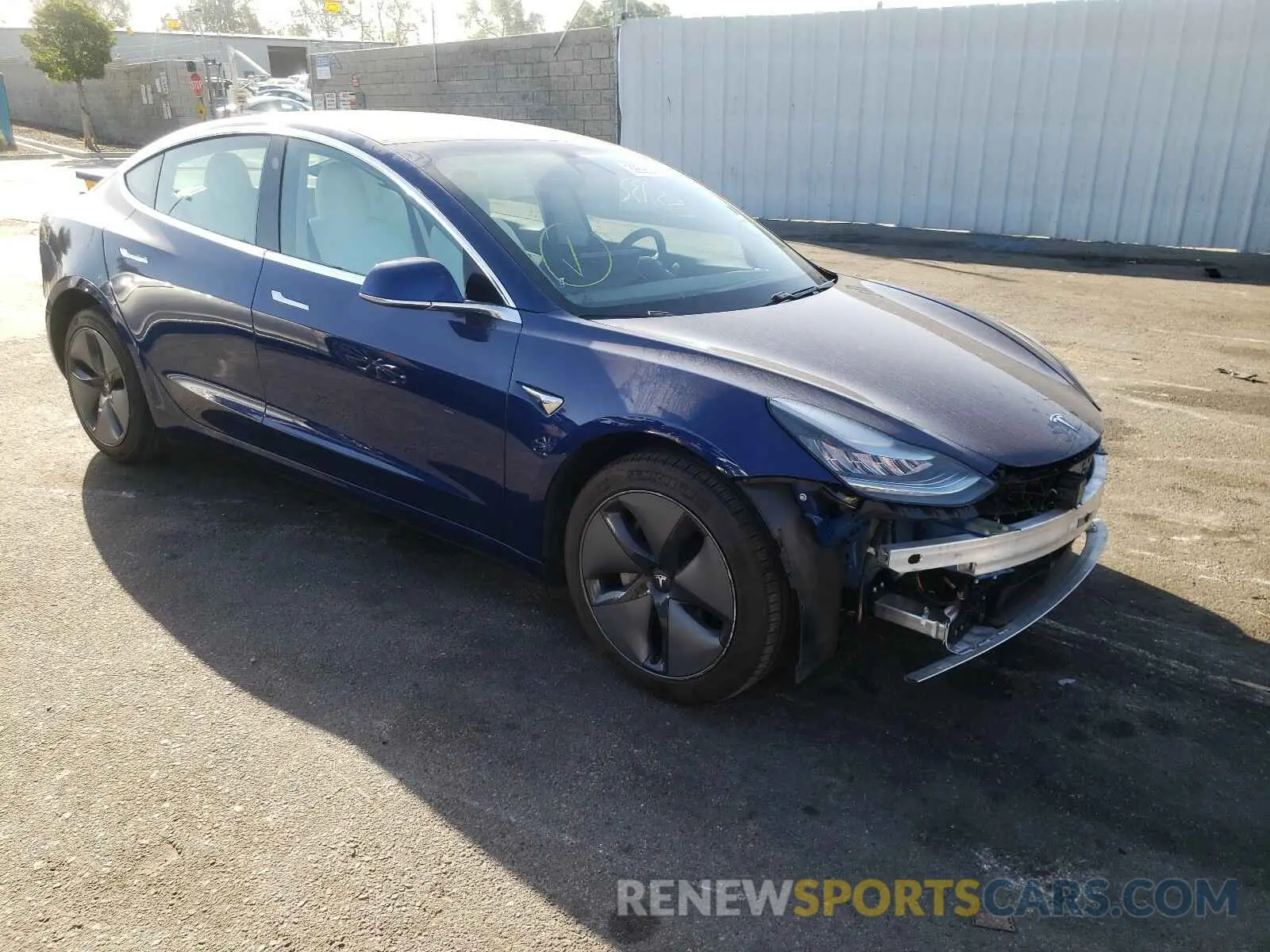1 Фотография поврежденного автомобиля 5YJ3E1EBXLF639409 TESLA MODEL 3 2020