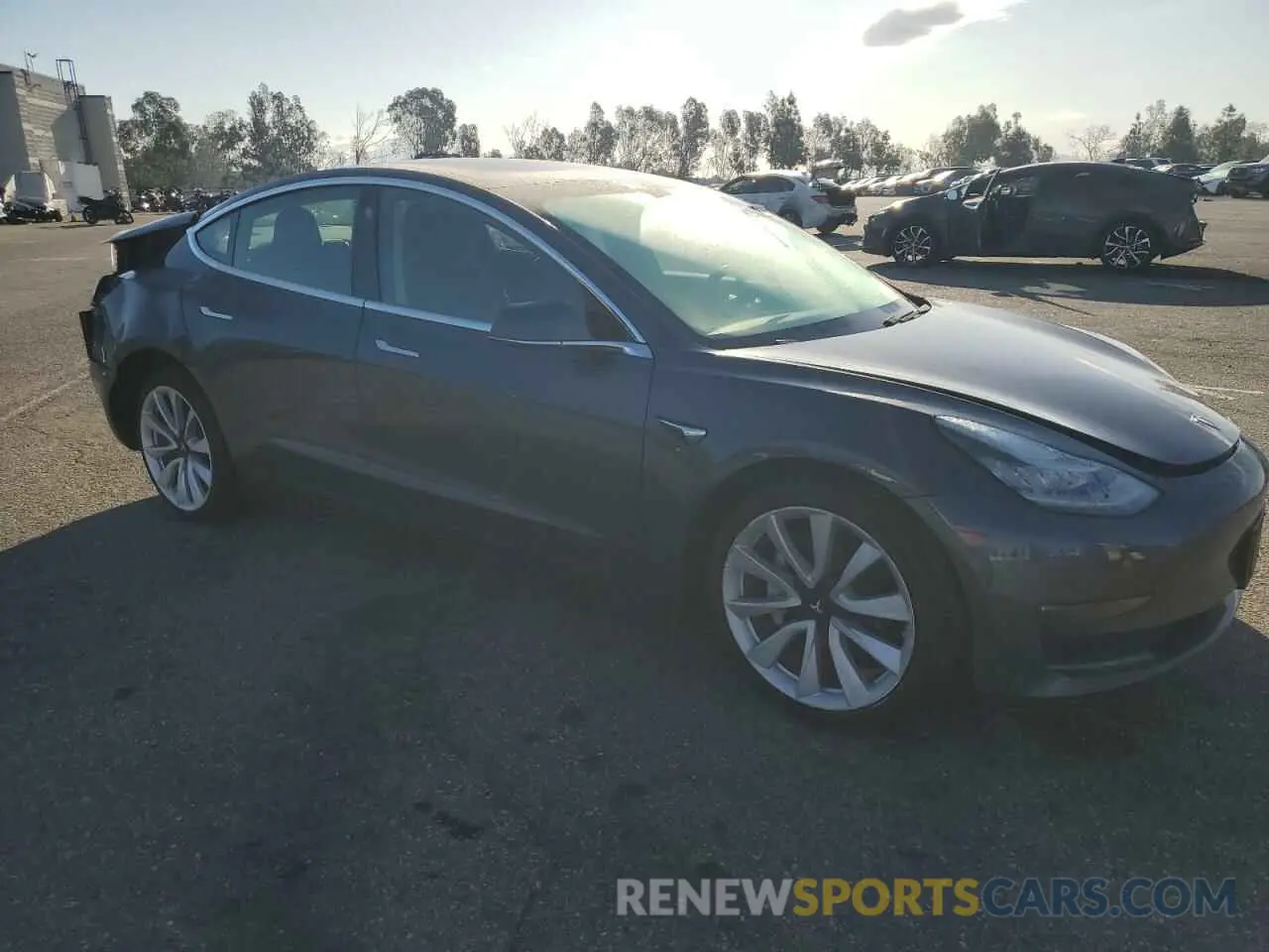 4 Photograph of a damaged car 5YJ3E1EBXLF646473 TESLA MODEL 3 2020