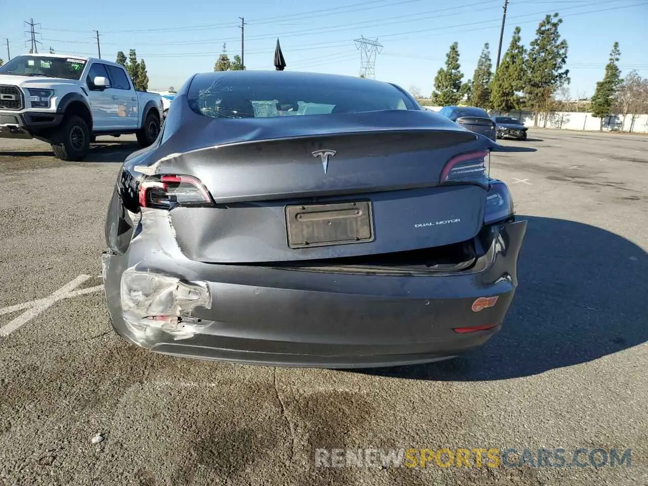 6 Photograph of a damaged car 5YJ3E1EBXLF646473 TESLA MODEL 3 2020