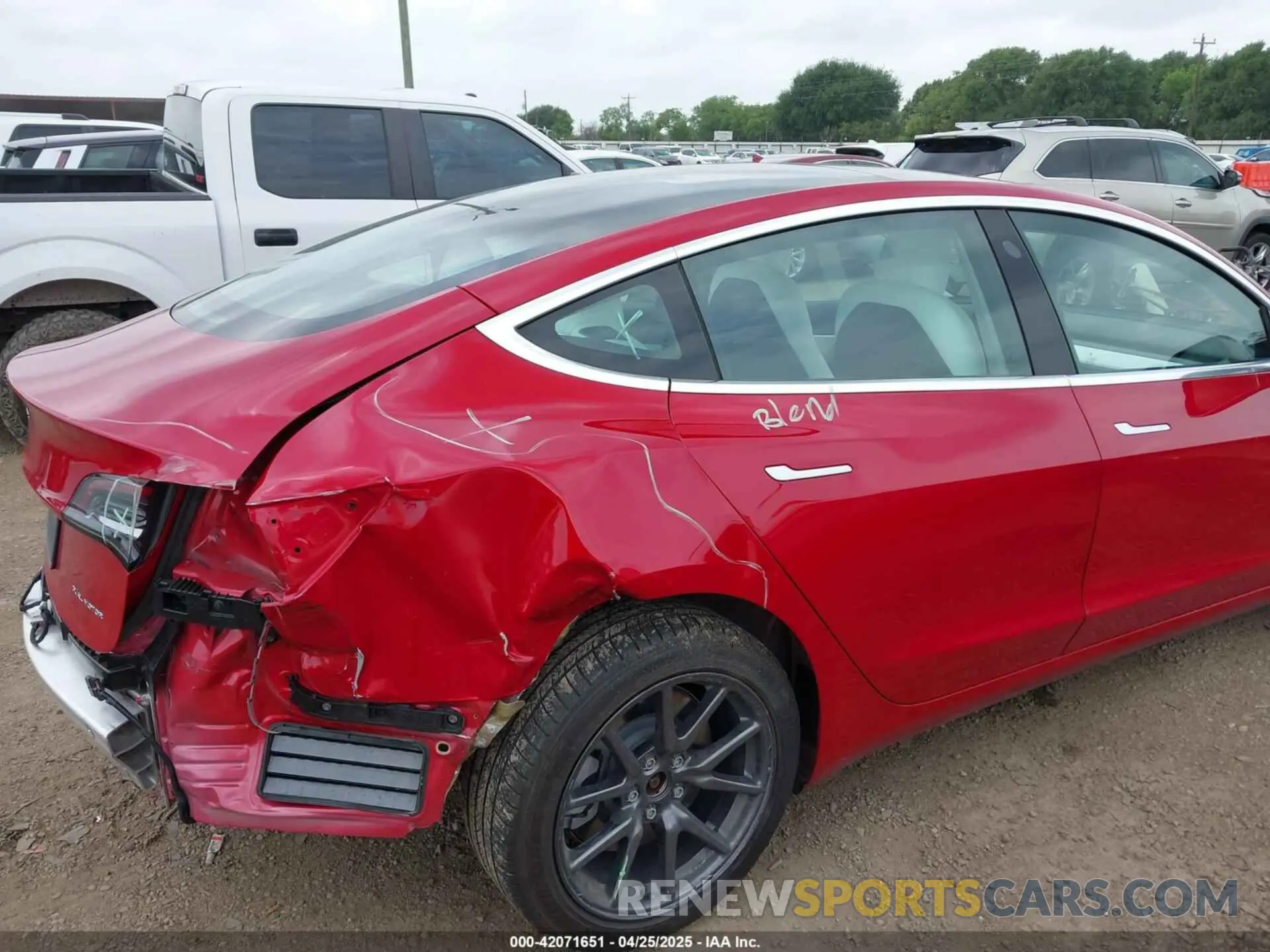 20 Photograph of a damaged car 5YJ3E1EBXLF651396 TESLA MODEL 3 2020