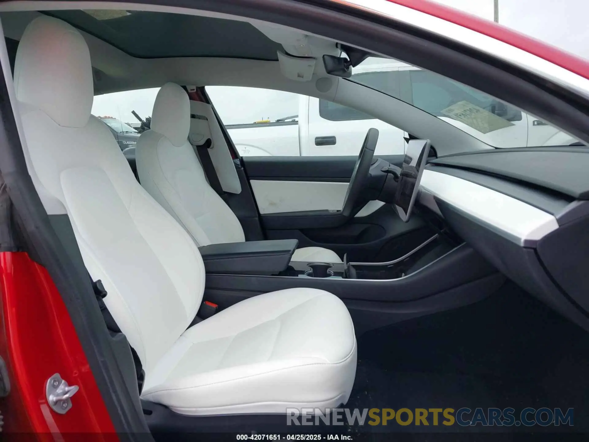 5 Photograph of a damaged car 5YJ3E1EBXLF651396 TESLA MODEL 3 2020
