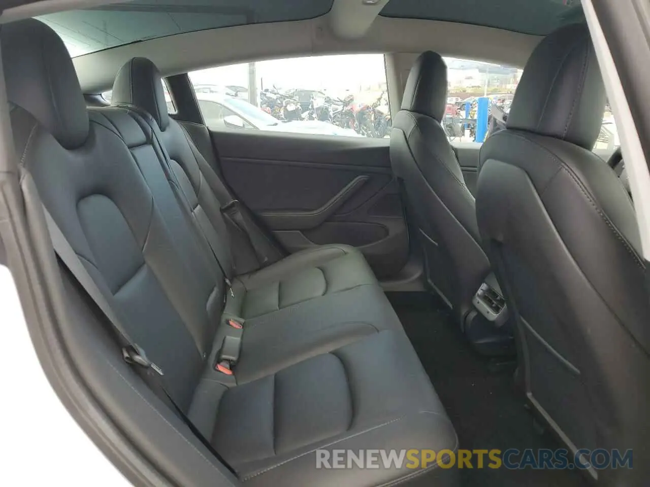 10 Photograph of a damaged car 5YJ3E1EBXLF665895 TESLA MODEL 3 2020