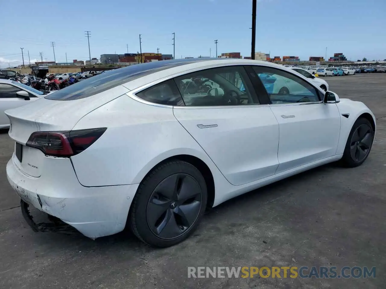 3 Photograph of a damaged car 5YJ3E1EBXLF665895 TESLA MODEL 3 2020