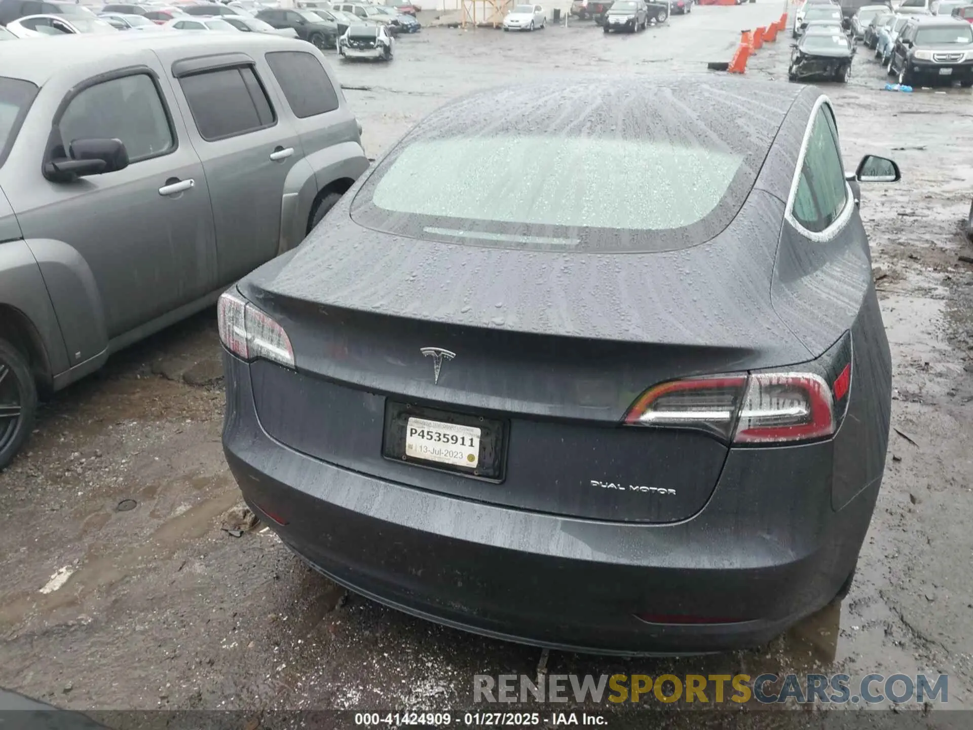 17 Фотография поврежденного автомобиля 5YJ3E1EBXLF770064 TESLA MODEL 3 2020