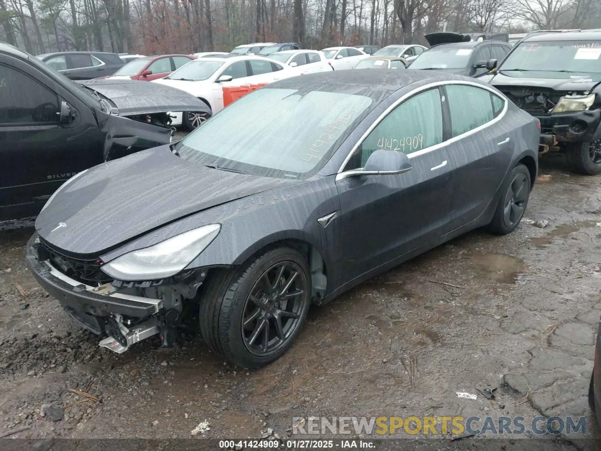 2 Фотография поврежденного автомобиля 5YJ3E1EBXLF770064 TESLA MODEL 3 2020