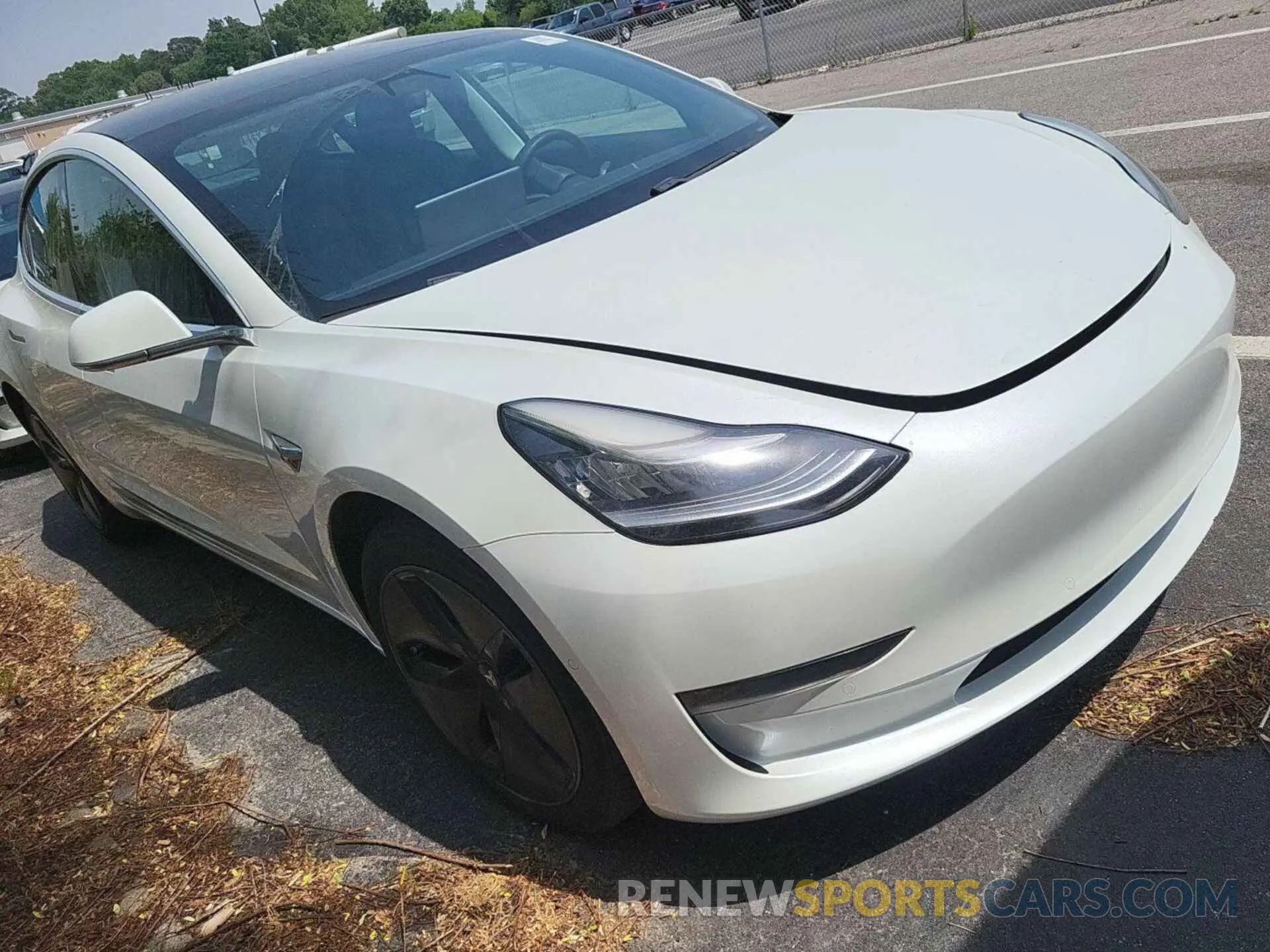 2 Photograph of a damaged car 5YJ3E1EBXLF795045 TESLA MODEL 3 2020