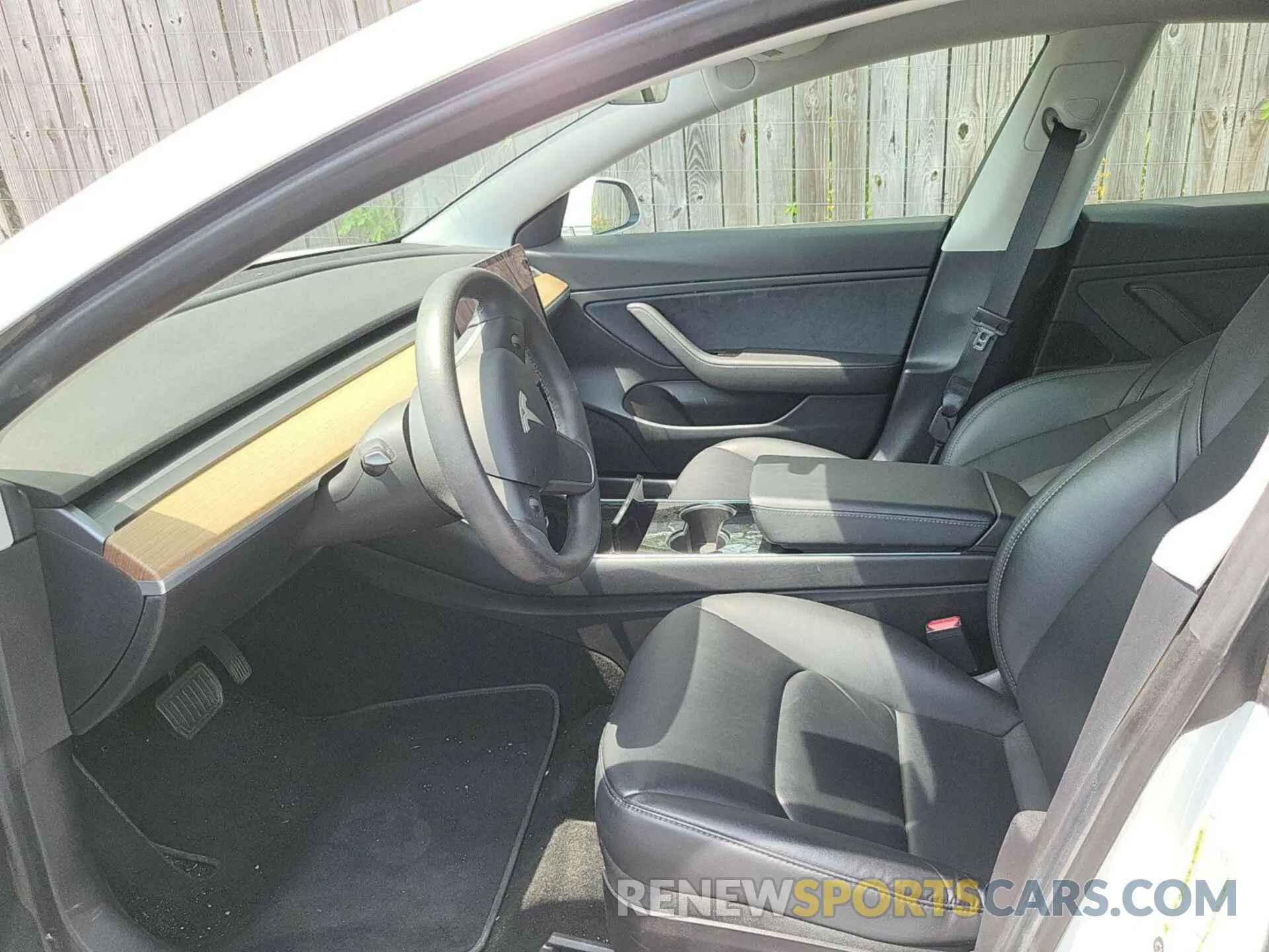 23 Photograph of a damaged car 5YJ3E1EBXLF795045 TESLA MODEL 3 2020