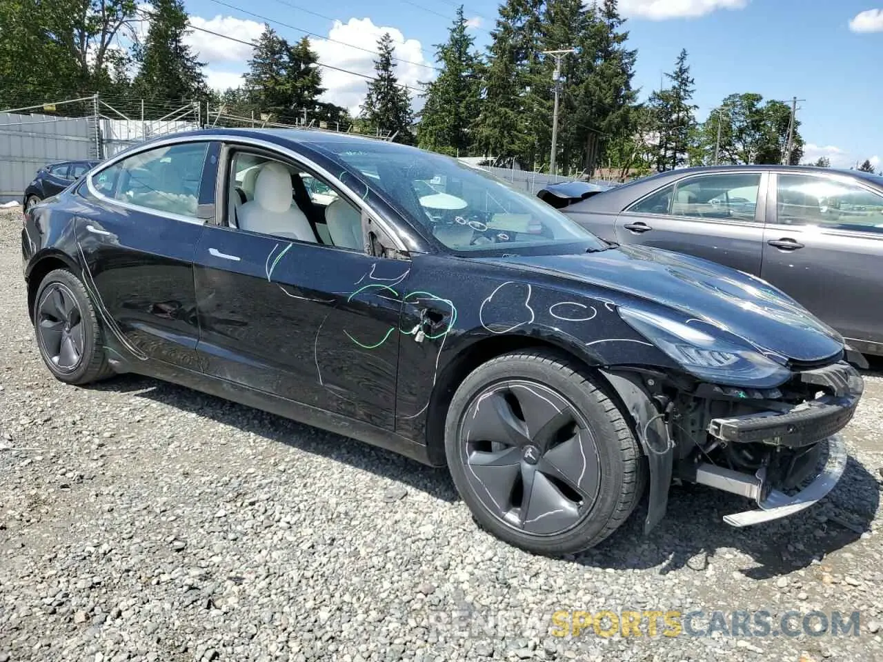 4 Фотография поврежденного автомобиля 5YJ3E1EBXLF795689 TESLA MODEL 3 2020