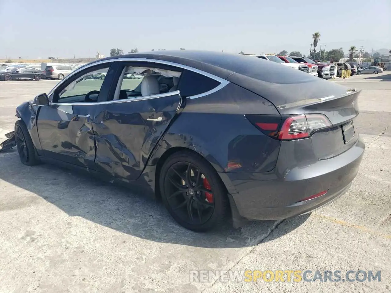 2 Фотография поврежденного автомобиля 5YJ3E1EC1LF669567 TESLA MODEL 3 2020