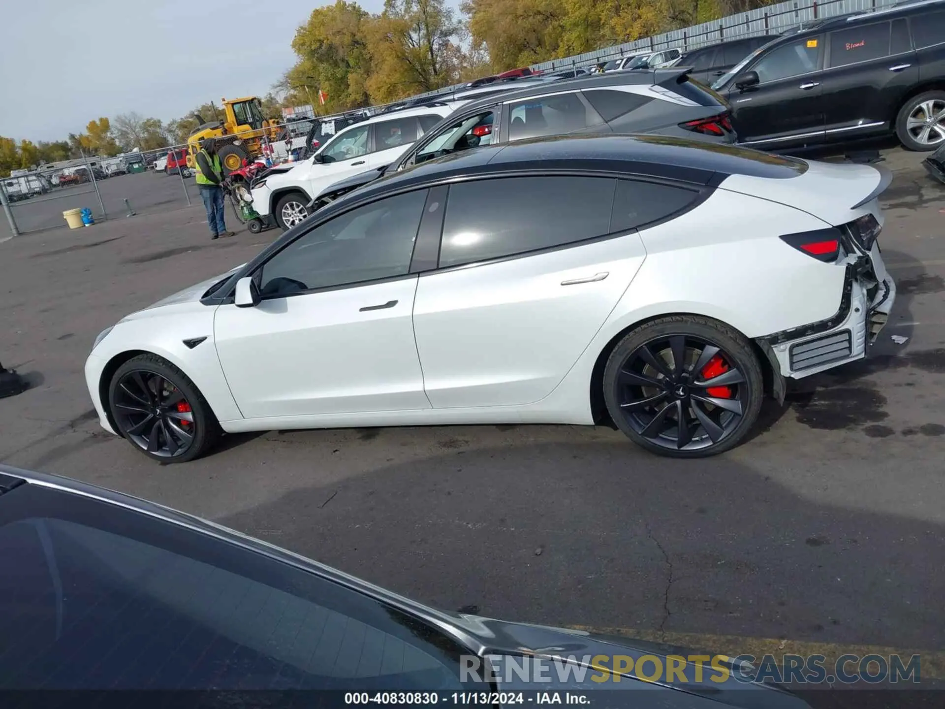 14 Фотография поврежденного автомобиля 5YJ3E1EC1LF807866 TESLA MODEL 3 2020