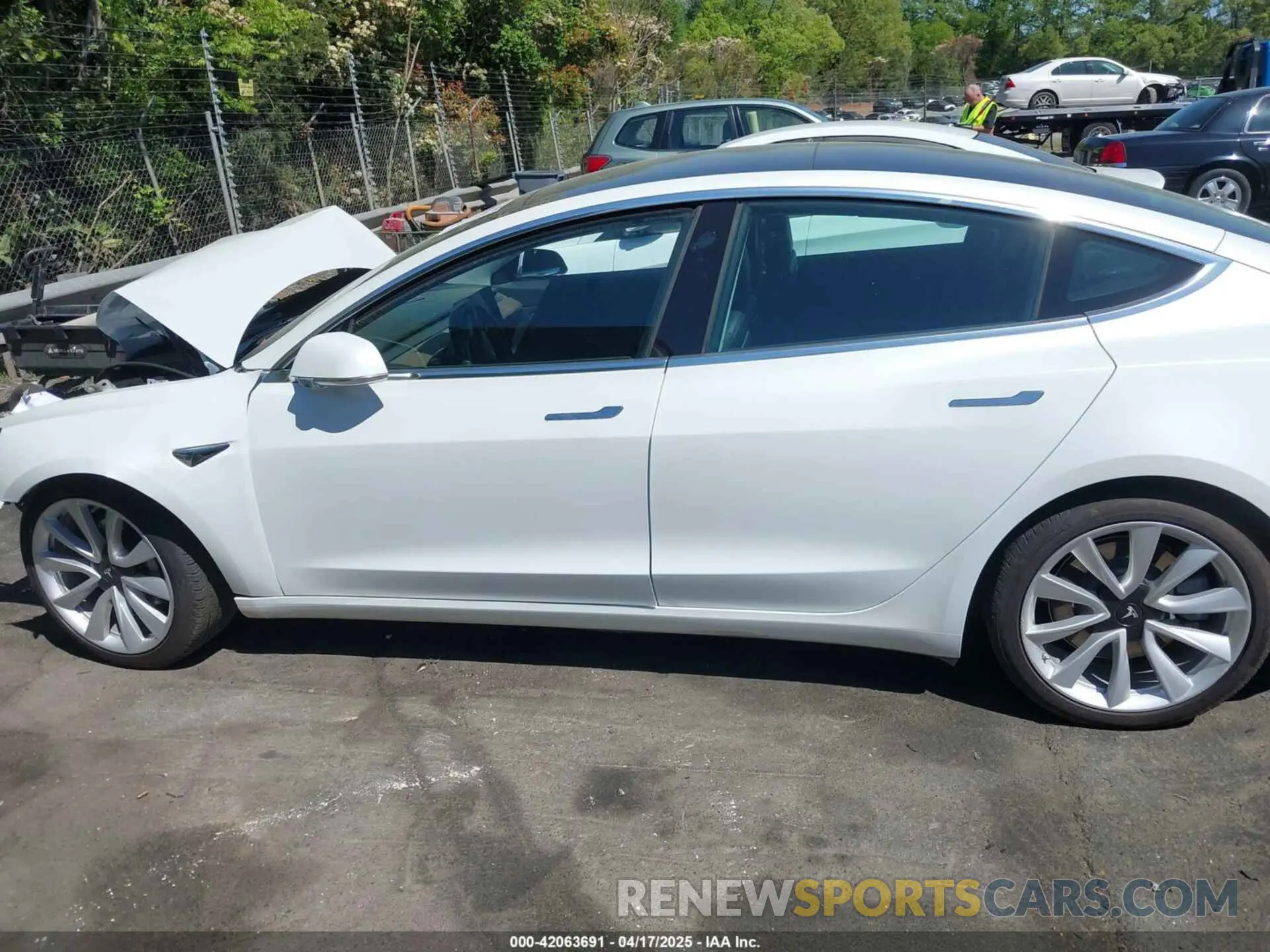 13 Photograph of a damaged car 5YJ3E1EC2LF587069 TESLA MODEL 3 2020