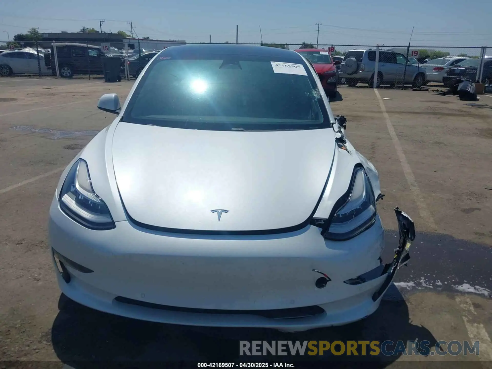 12 Фотография поврежденного автомобиля 5YJ3E1EC2LF601990 TESLA MODEL 3 2020