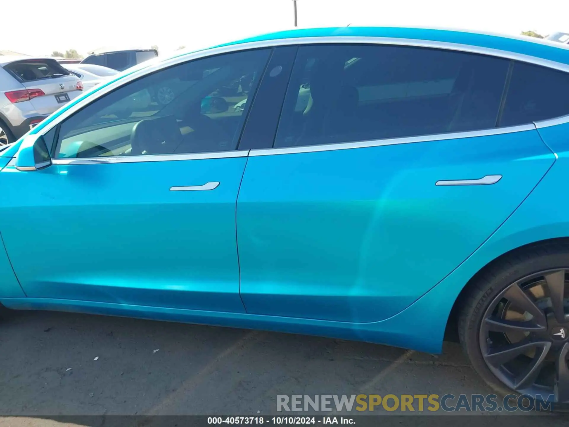 14 Photograph of a damaged car 5YJ3E1EC2LF641101 TESLA MODEL 3 2020