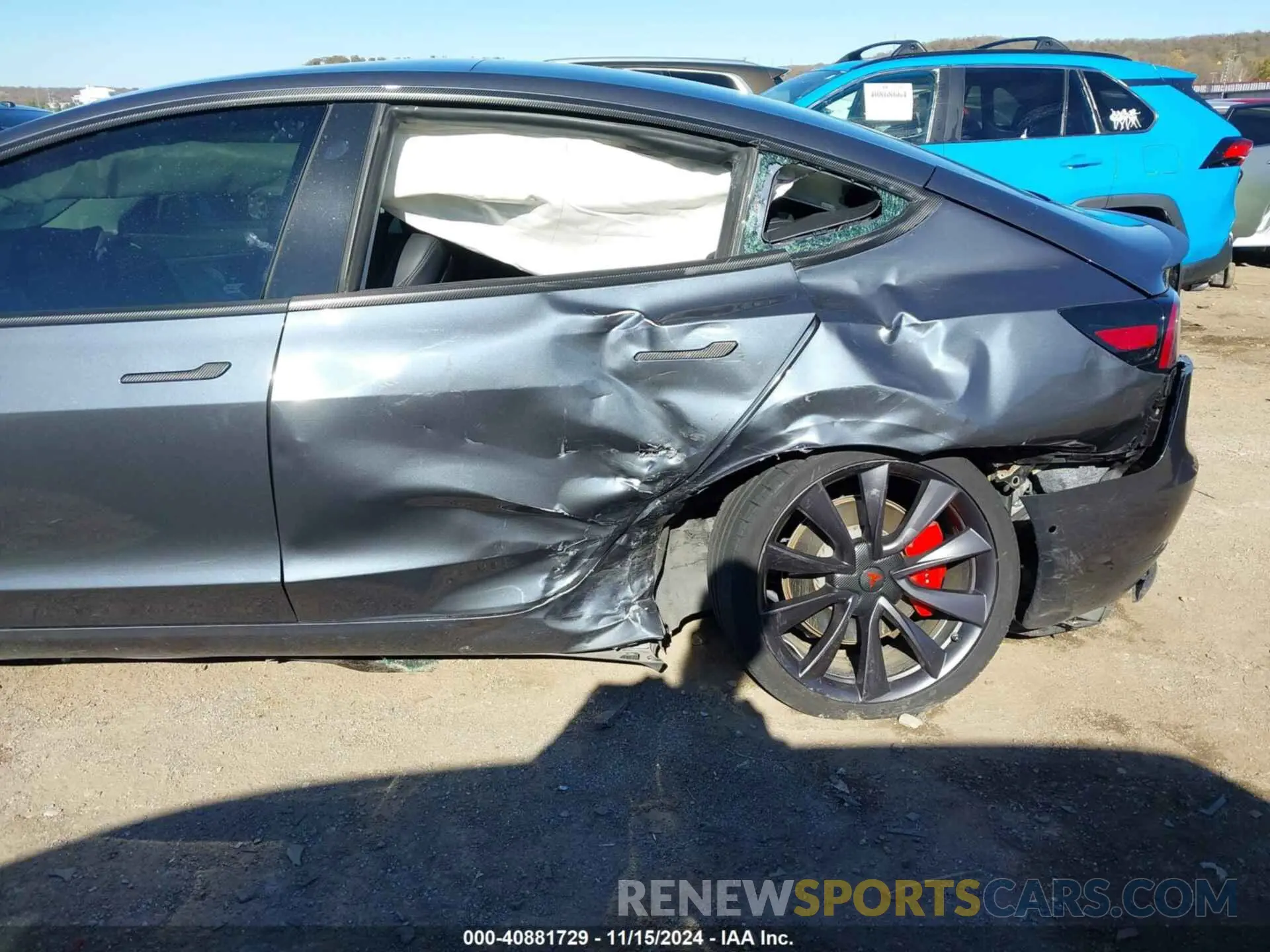 6 Photograph of a damaged car 5YJ3E1EC2LF713348 TESLA MODEL 3 2020