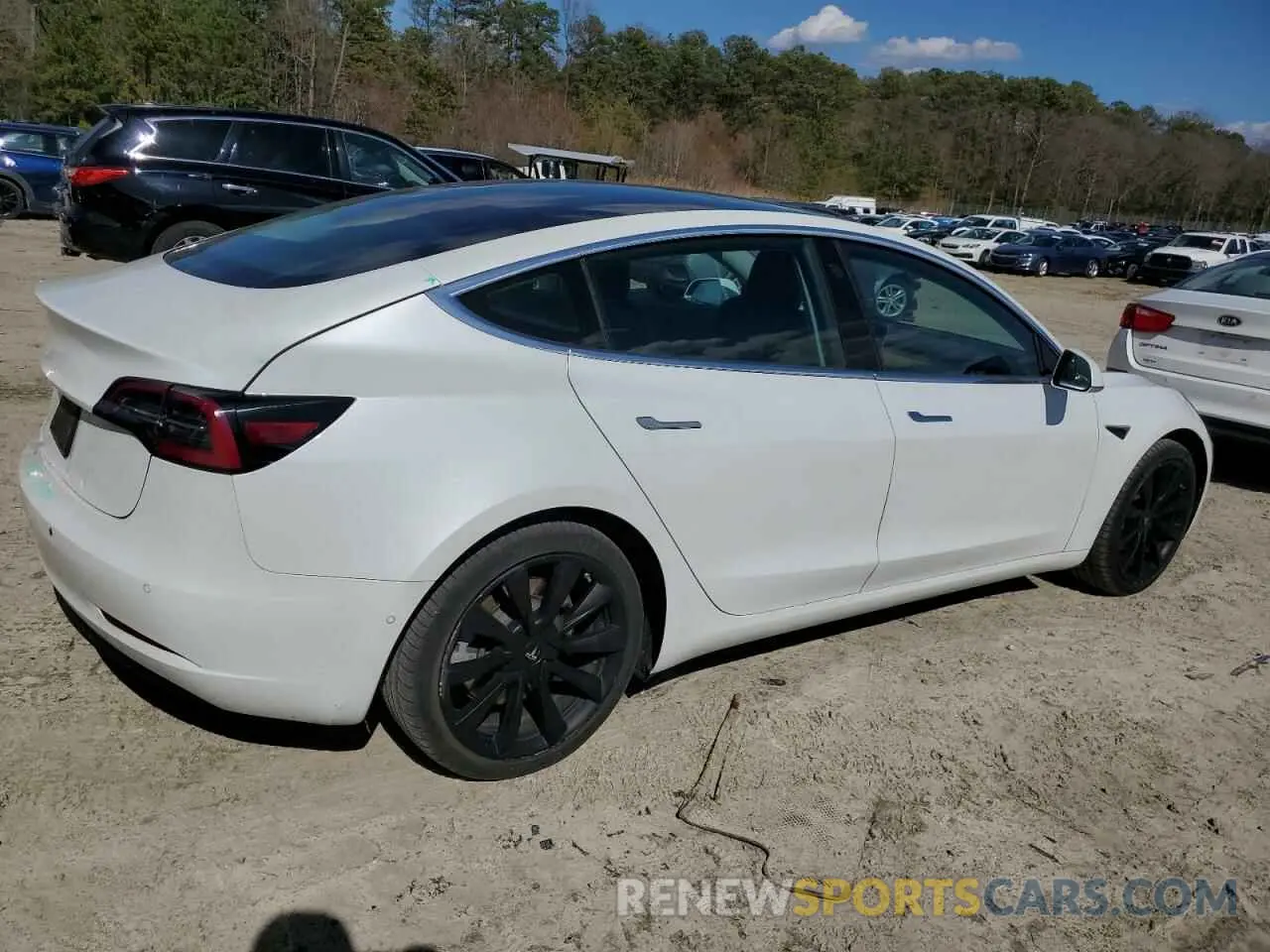 3 Photograph of a damaged car 5YJ3E1EC3LF587002 TESLA MODEL 3 2020