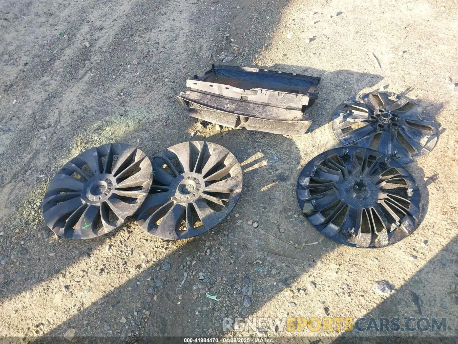 12 Photograph of a damaged car 5YJ3E1EC3LF624856 TESLA MODEL 3 2020