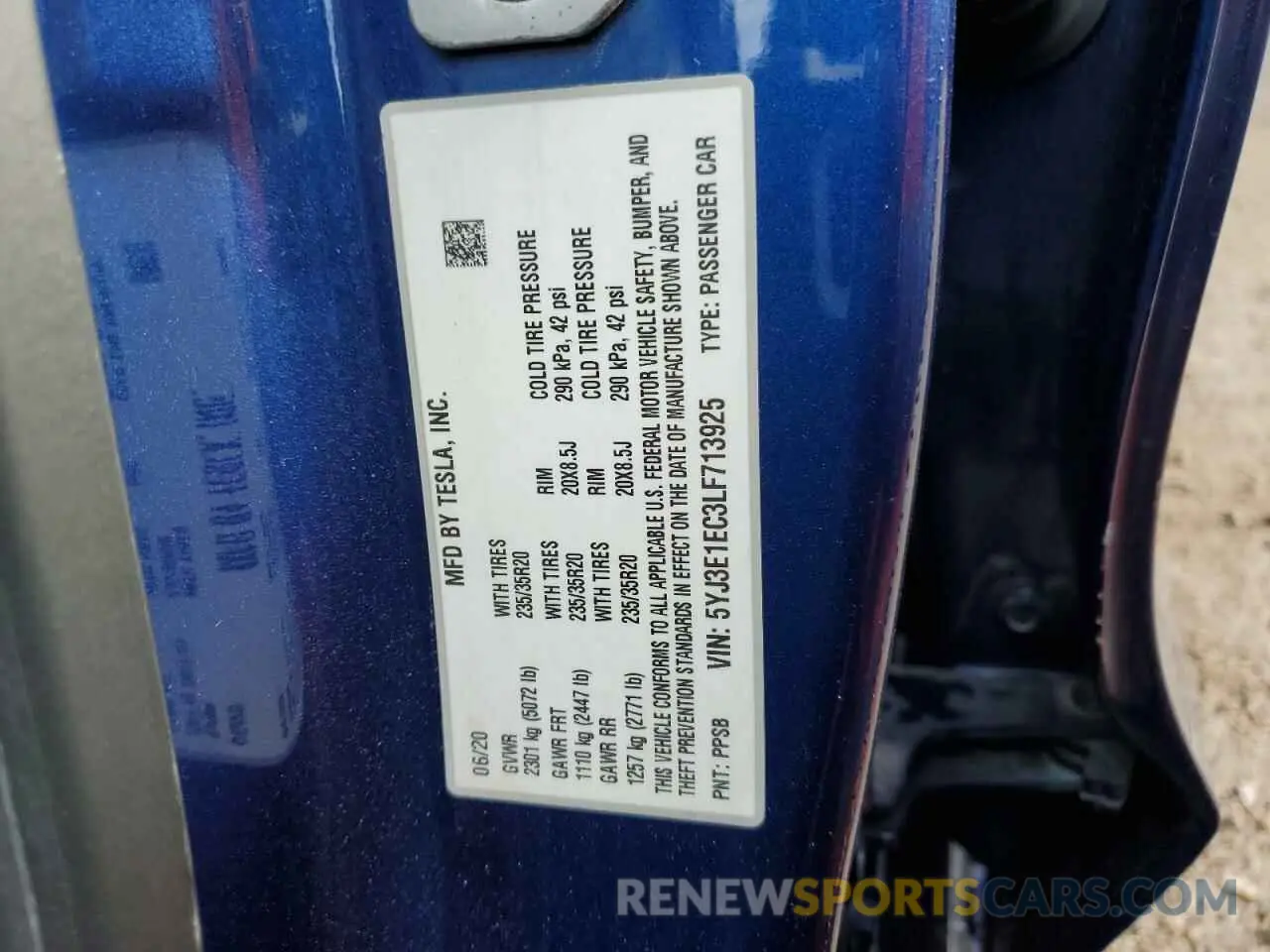 12 Photograph of a damaged car 5YJ3E1EC3LF713925 TESLA MODEL 3 2020