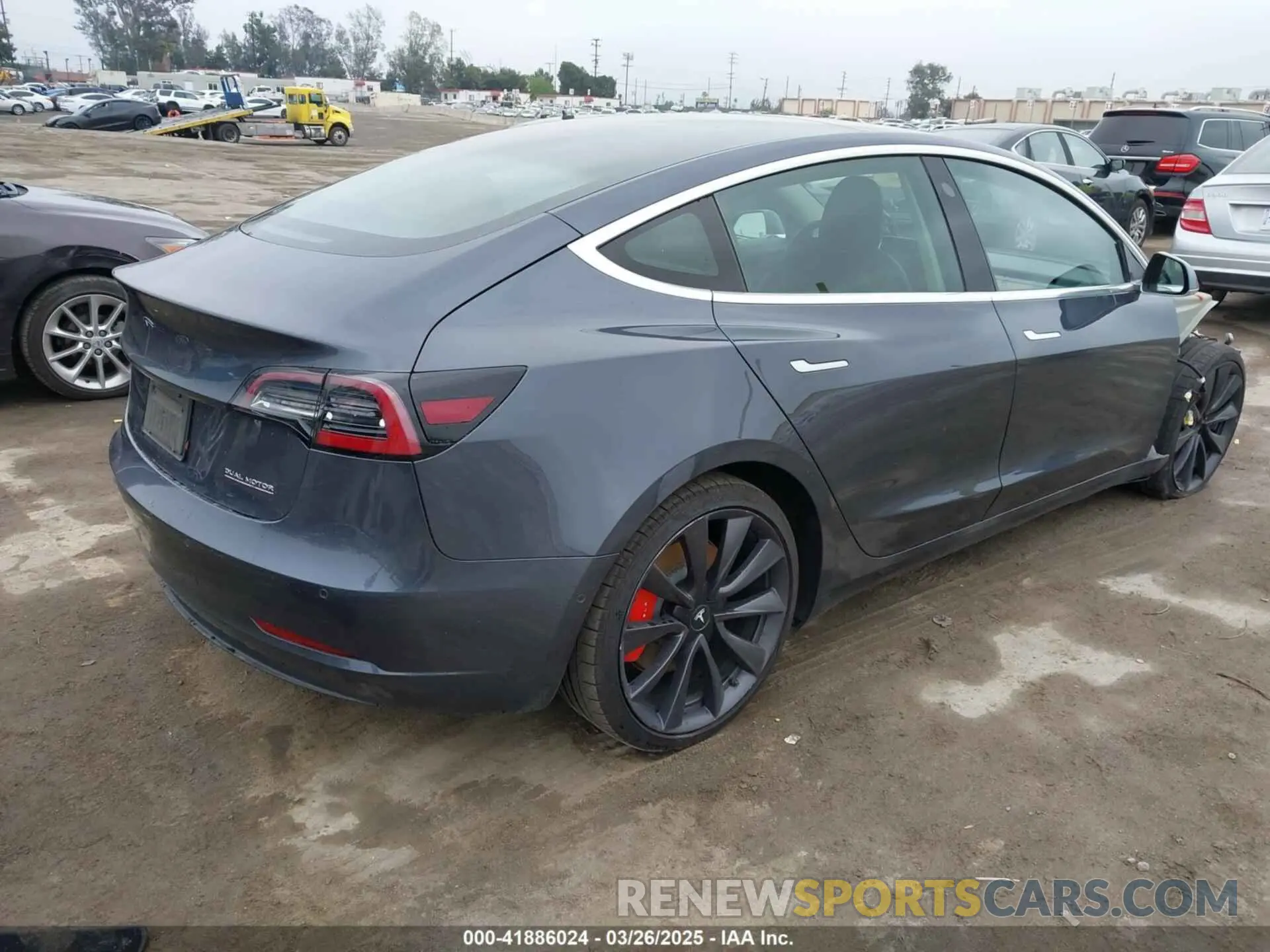 4 Photograph of a damaged car 5YJ3E1EC3LF802068 TESLA MODEL 3 2020