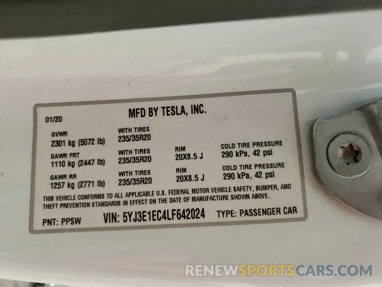 12 Photograph of a damaged car 5YJ3E1EC4LF642024 TESLA MODEL 3 2020