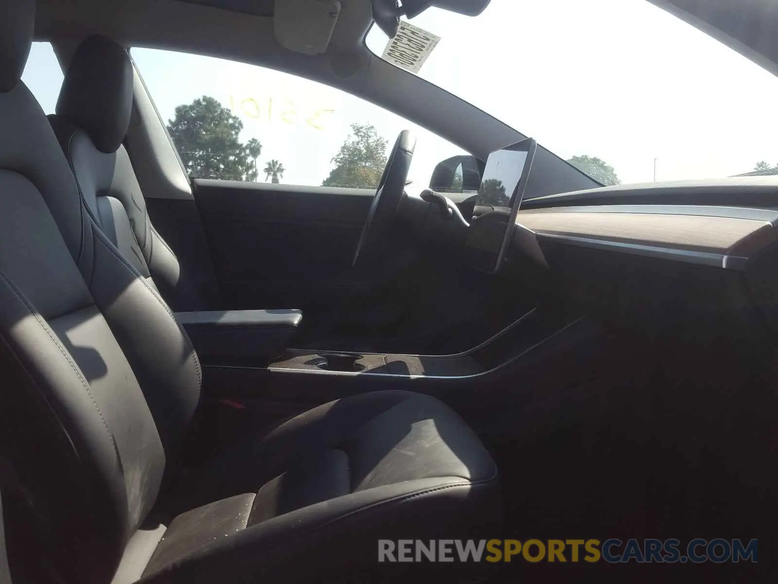 5 Photograph of a damaged car 5YJ3E1EC5LF601336 TESLA MODEL 3 2020