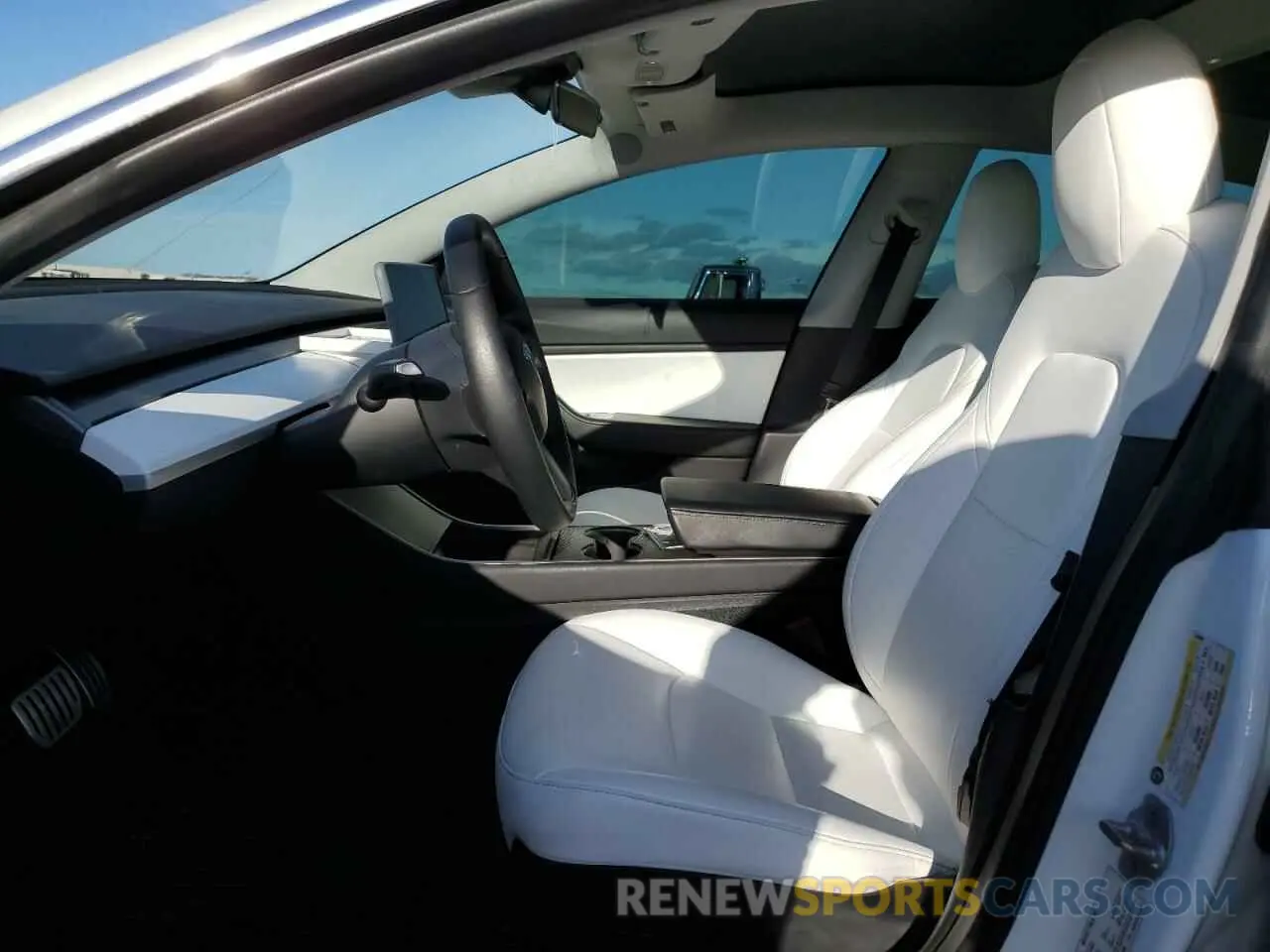 7 Photograph of a damaged car 5YJ3E1EC5LF624809 TESLA MODEL 3 2020