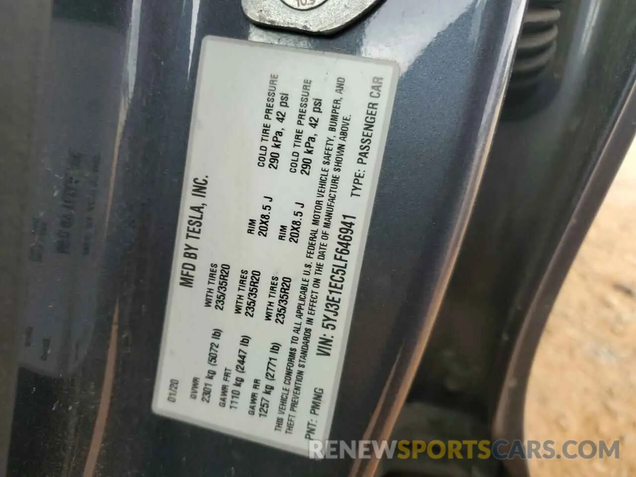 12 Photograph of a damaged car 5YJ3E1EC5LF646941 TESLA MODEL 3 2020